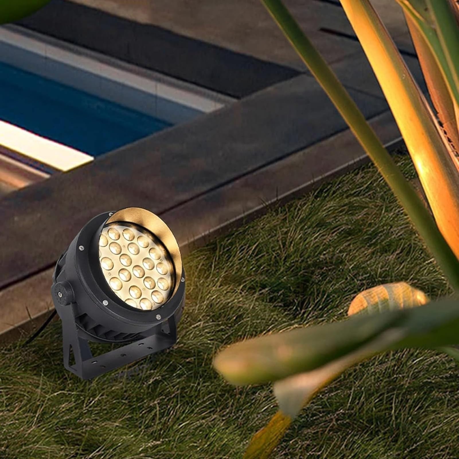 Focos LED Giratorios para Exteriores, Foco LED De 220 V CA, Luz LED para Jardín, Ajustable, Impermeable, IP65, para Exteriores, Patio, Villa, Césped, Luces De Paisaje(Warm White,18W)