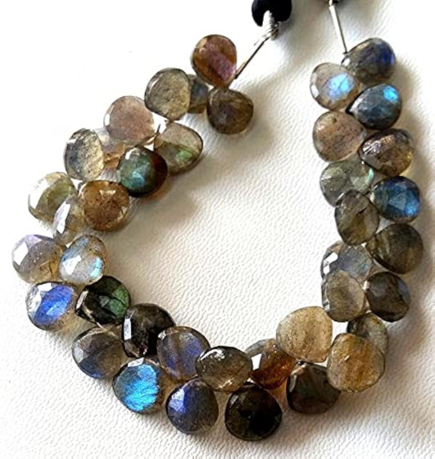 Perles cœur labradorite bleue pour composer vos bijoux d'été