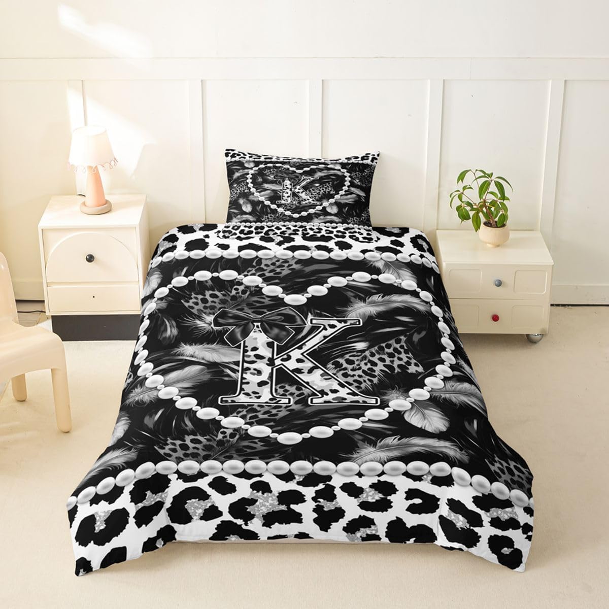 Personalized Black Bow Initial Letter K Duvet Cover Set Aesthetic Feather Grey Leopard Print Girl Toddler Bedding Set for Toddler Boys Glam Heart Coquette Pearl Comforter Cover Y2K Monogram Bed Sets
