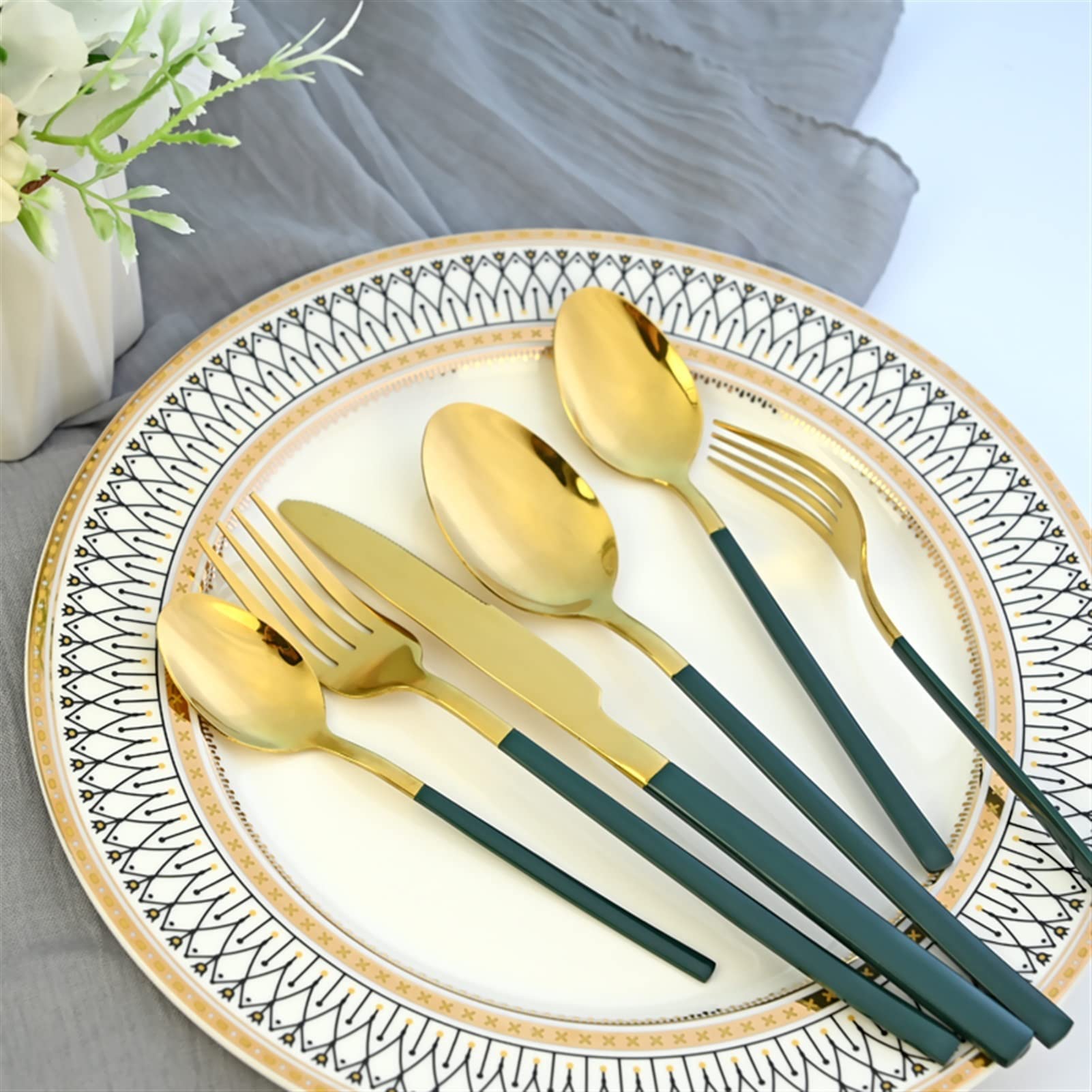 Bestecksets 10-teilig 2er-Set Goldschwarzes Geschirrset Edelstahl-Besteckset Besteck verspiegelt Messer Dessertgabel und tragbares Reisebesteck Essges