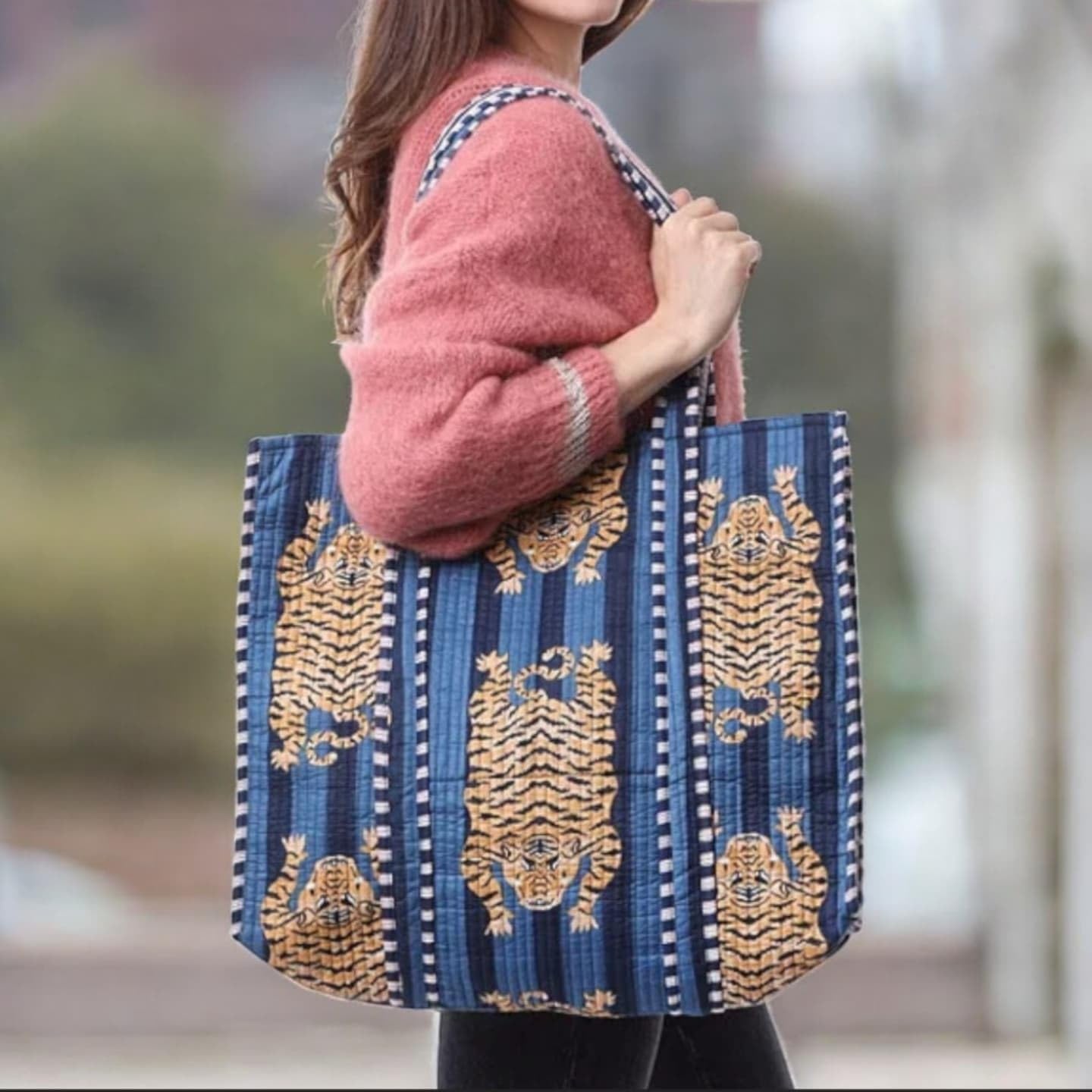 YILLE Women Handblock Lightweight Travel Bag Purse Cotton Shoulder Tote Bag For Shopping Grocery & Beach Bag