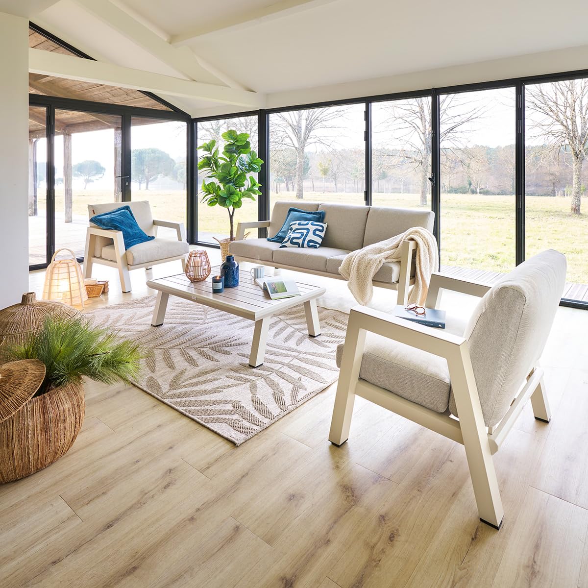 HESPERIDE - Salon de Jardin Axiome 5 Places Beige Argile - Aluminium Anti-Rouille - Coussins Déhoussables, Déperlants - Mobilier d'Extérieur pour Jardin, Patio