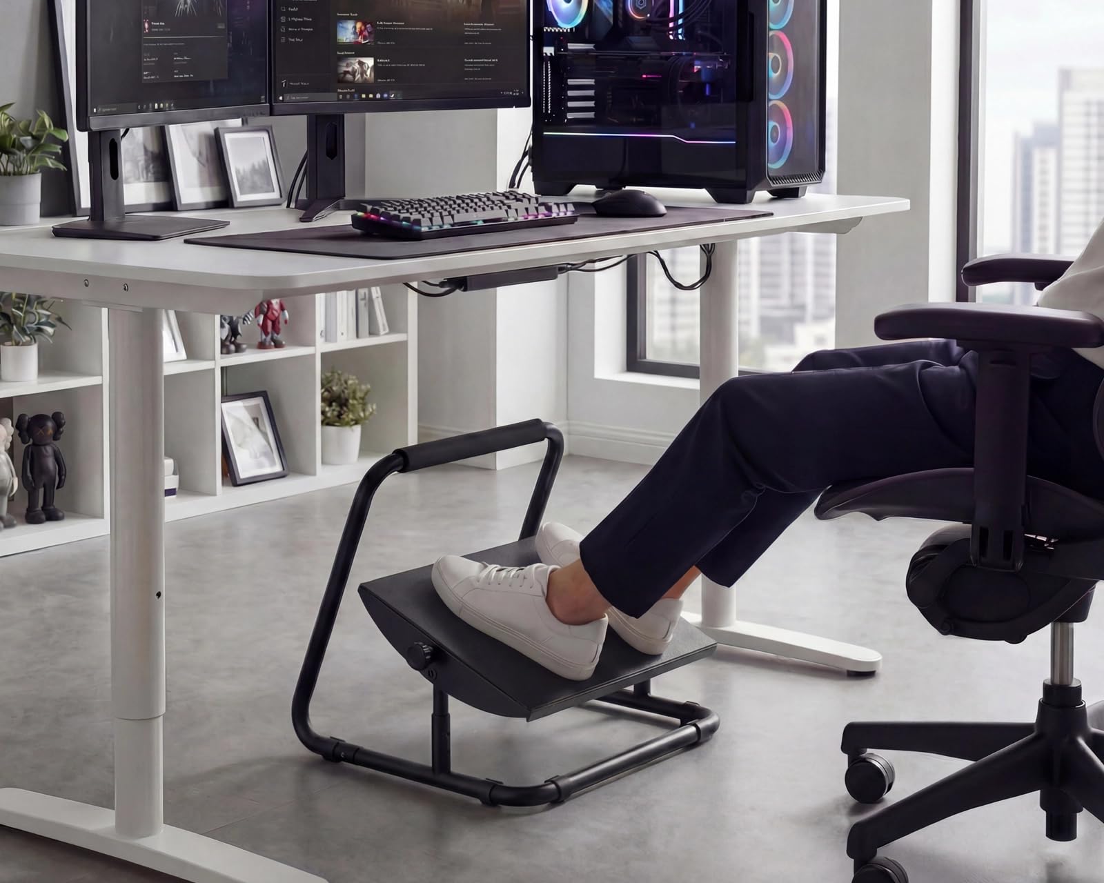 Verstellbare Fußstütze mit Neigefunktion – Ergonomisches Fußstütze für Schreibtisch, Metall & Textil, Schwarz