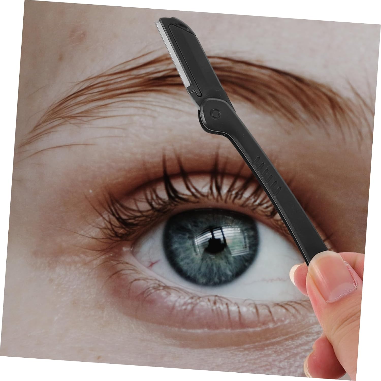 minkissy 3sets Eyebrow Grooming Tools Kit Tweezers Razor Scissors Brush Eyebrow Care Kit Compact for Travel