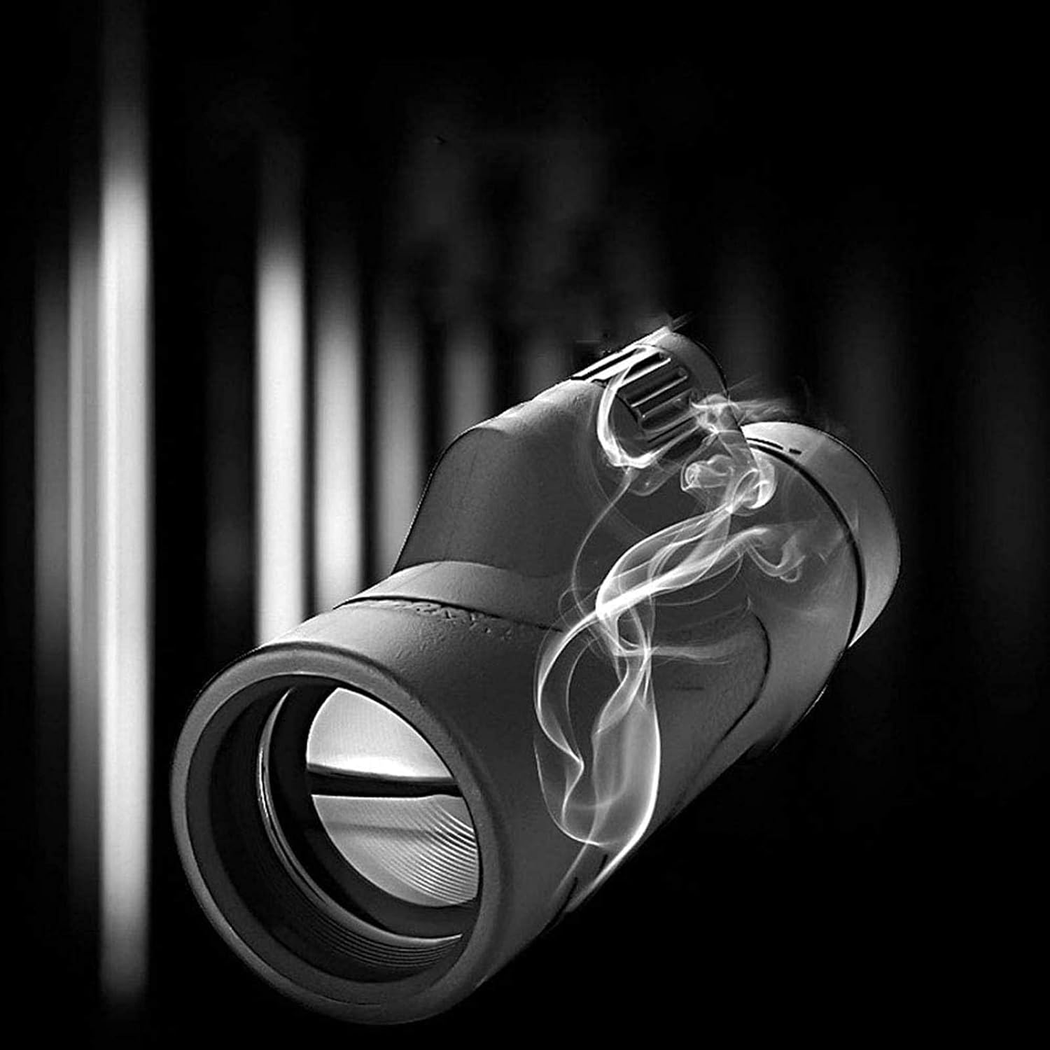 望遠鏡 単眼鏡 夜と BAK4プリズム FMCレンズ単眼 スマートフォンアダプターと三脚付き バードウォッチング用 LIOYUHGT