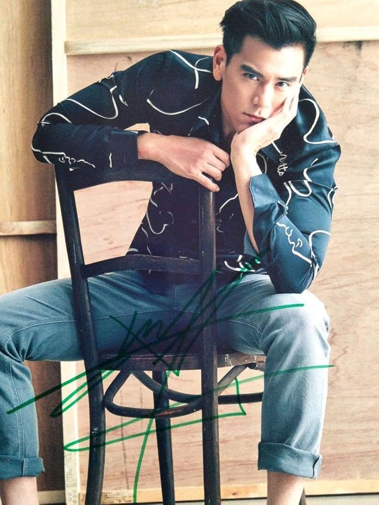 エディ・ポン直筆サイン入り超大型写真…Eddie Peng…疾風スプリンター Amazon.co.jp: エディポン直筆サイン入り超大型写真…Eddie Peng