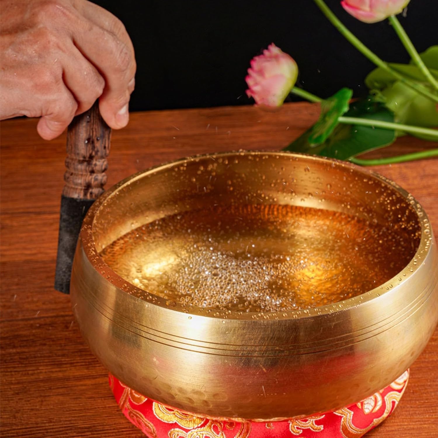 Campana Tibetana, Campane Tibetane Originale per la Purificazione con Cuscino e Bastoncino, per Meditazione, Yoga e Guarigione (6 Pollici)