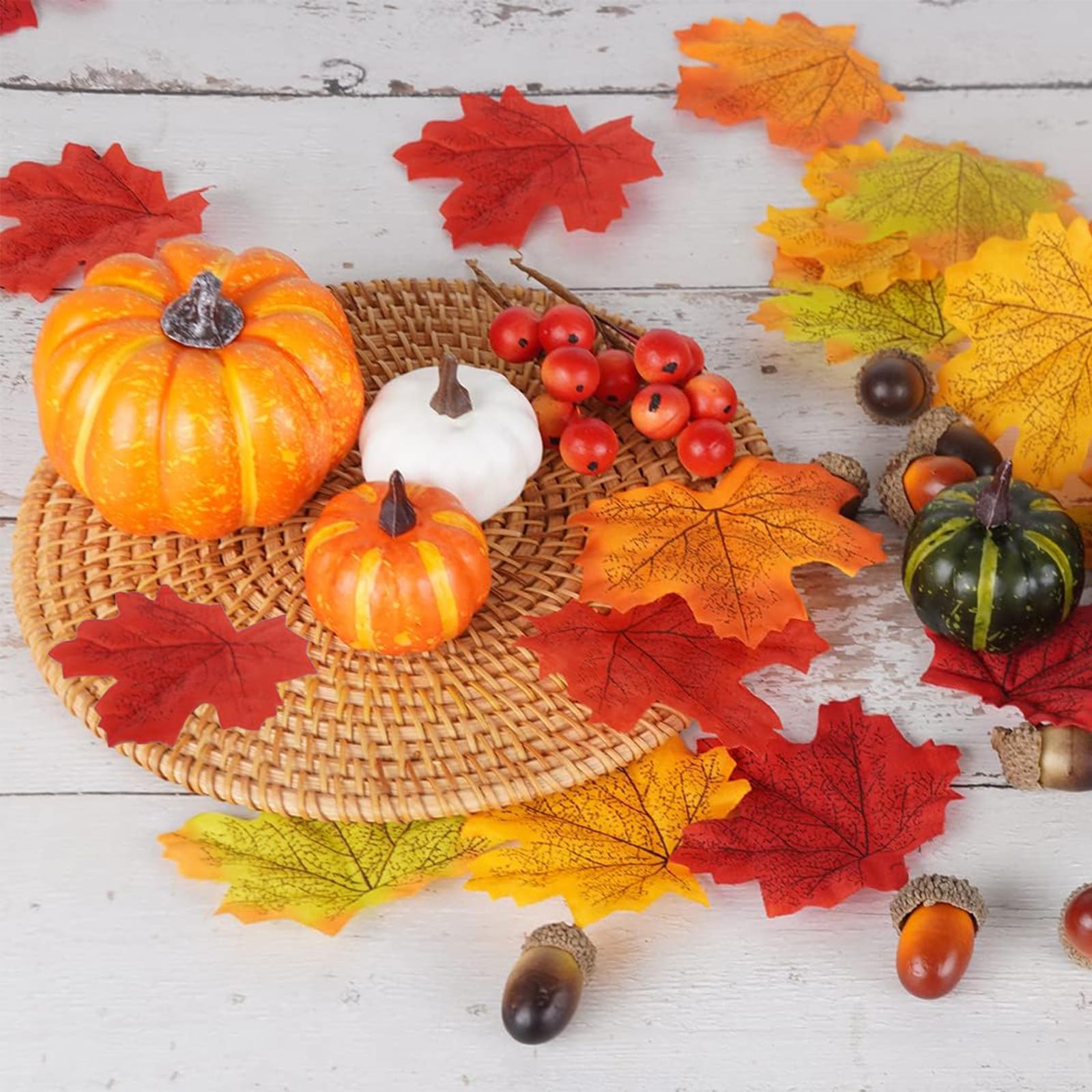 LISMYAKEY Ensemble De Décorations D'automne, Petites Citrouilles  Artificielles, Feuilles D'érable, Pommes De Pin, Glands, image size:1600x1600