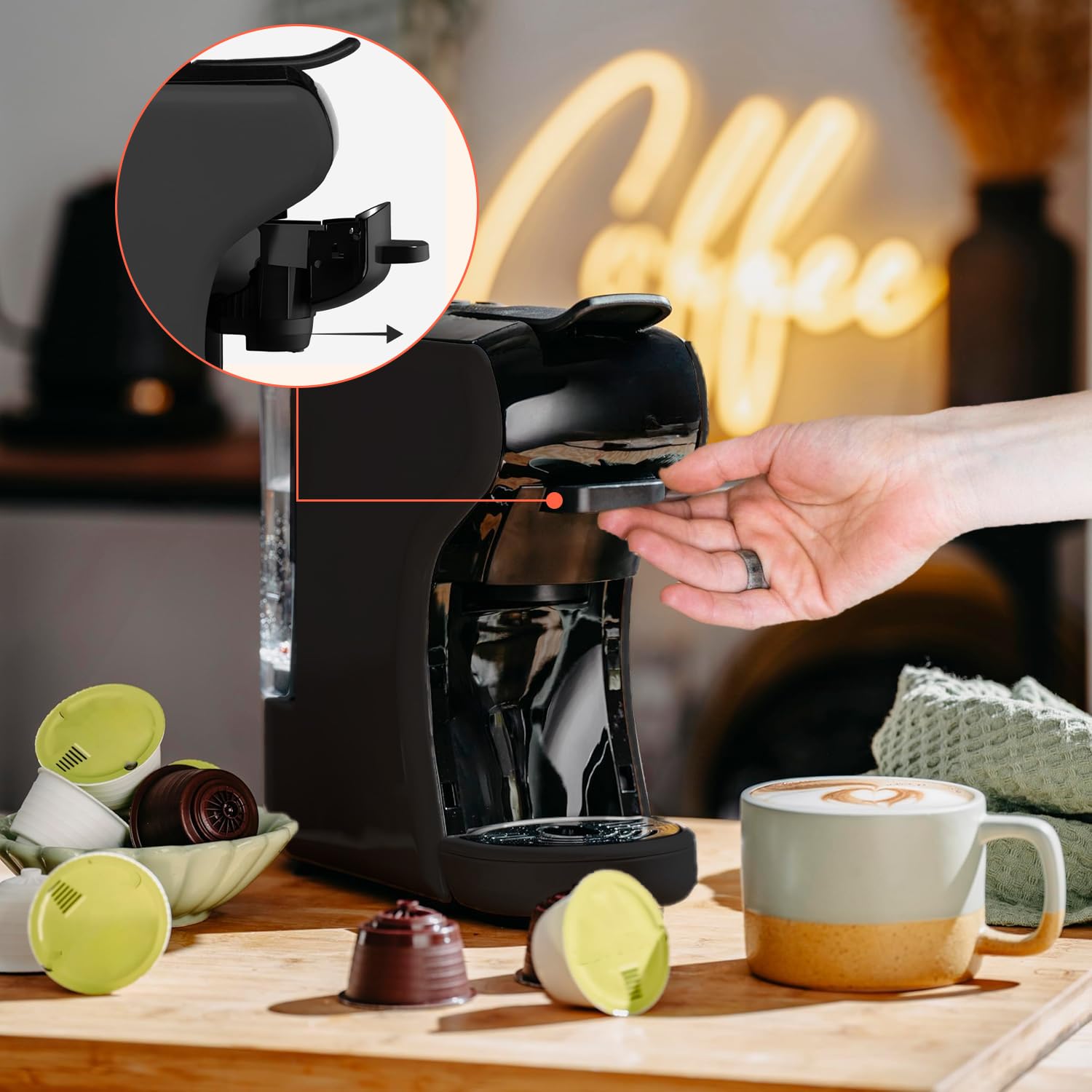 Wintem Macchina Caffè Compatta Grace da 1450W con Arresto Automatico, Selezione Espresso Corto/Lungo, Interruttore ON/OFF e Compatibilità con Capsule e Cialde (Nero)