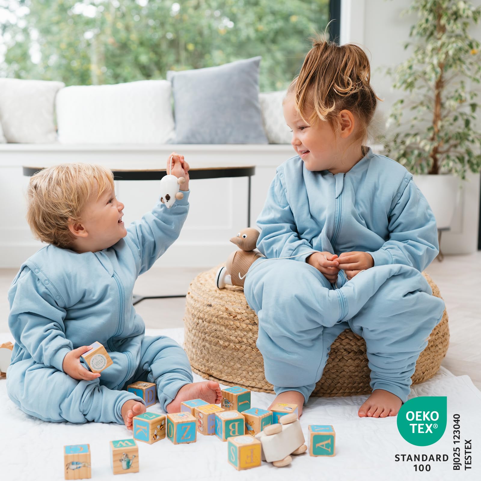 schlummersack Baby Kinder Schlafsack Ganzjahr 130cm Blue Ice | mit Füßen, umklappbaren Bündchen und abnehmbaren Ärmeln, gefüttert, Ganzjahresschlafsack, 2.5 Tog
