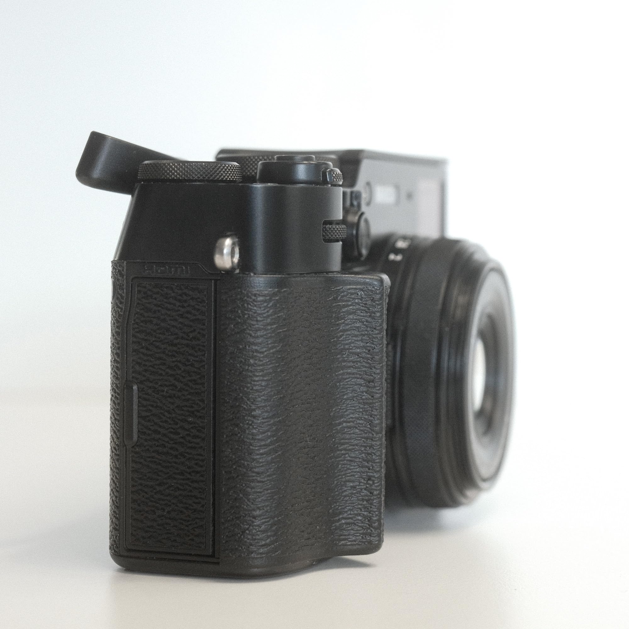 Amazon | OpenGlass Studio ミニマルグリップ Fujifilm X100VI & X100V