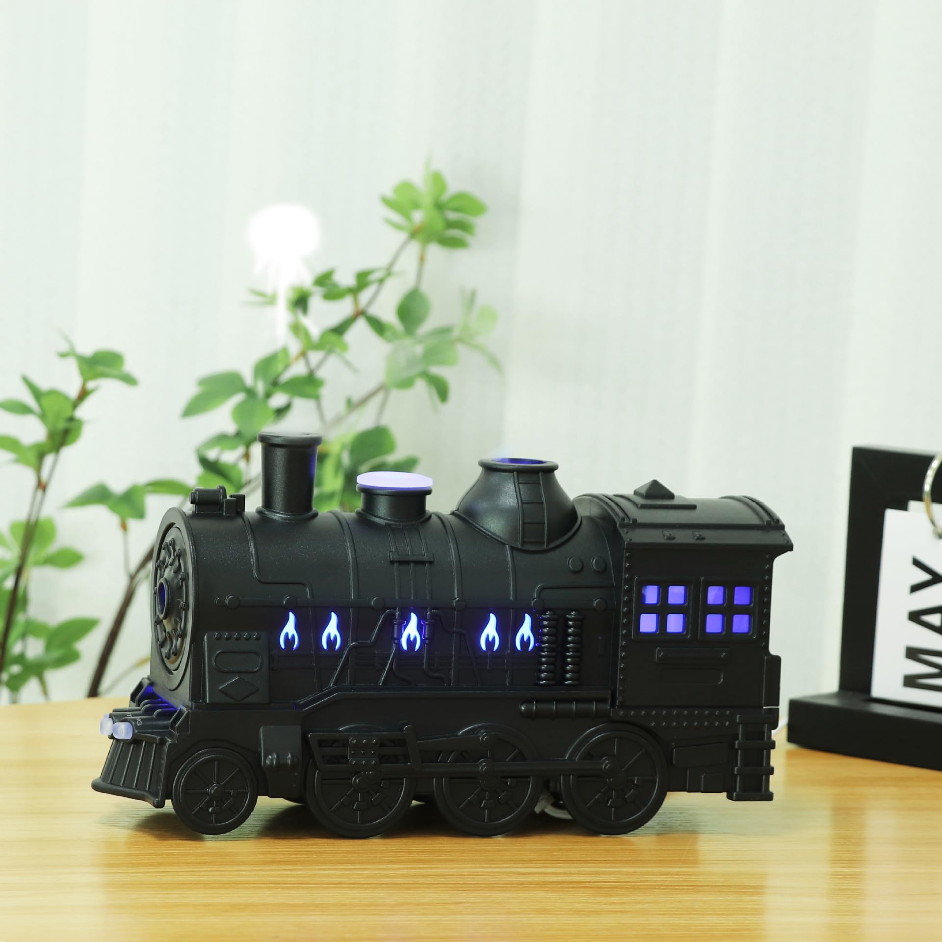 lyrlody Diffusore di Oli Essenziali a Forma di Treno, Umidificatore con Telecomando, 2 Modalità di Illuminazione, 100-240V, Spina Europea