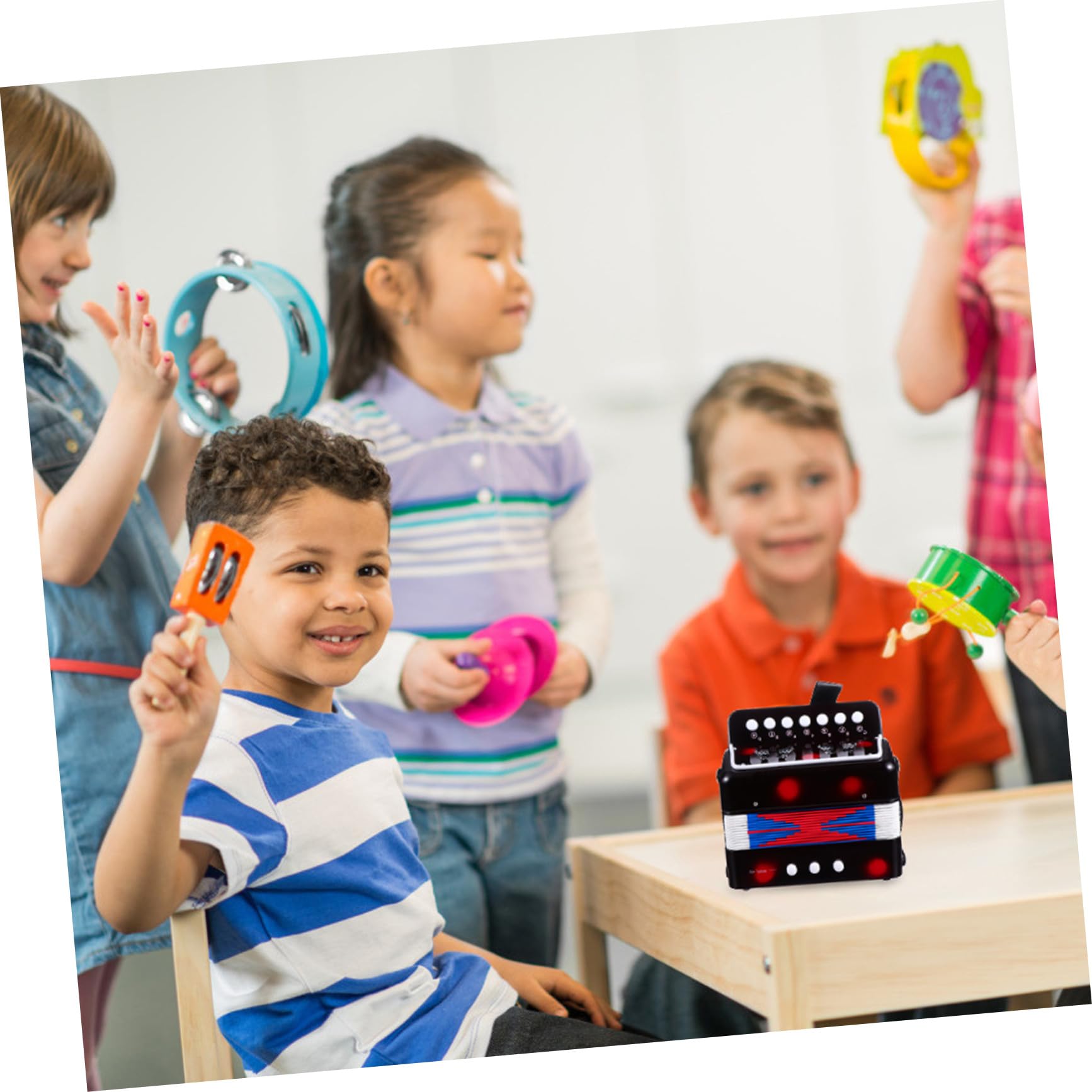 Accordéon Éducatif Noir pour Garçon et Filles Matériau Abs et Métal, Améliore les Capacités Cognitives Pratique Musicale