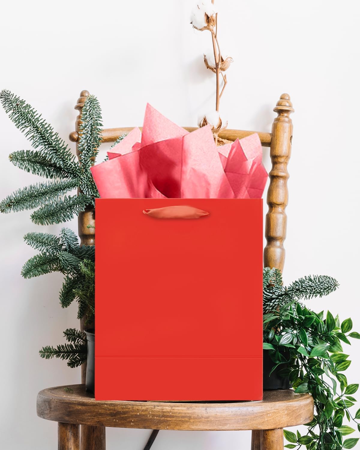 qiqee 24pcs Red Gift Bags with Tissue Paper for Wedding, Birthday, Party Supplies-7.9"x4.3"x9.6" Medium Size Cardboard Gift Bags（24pcs Bags + Tissue Paper ）