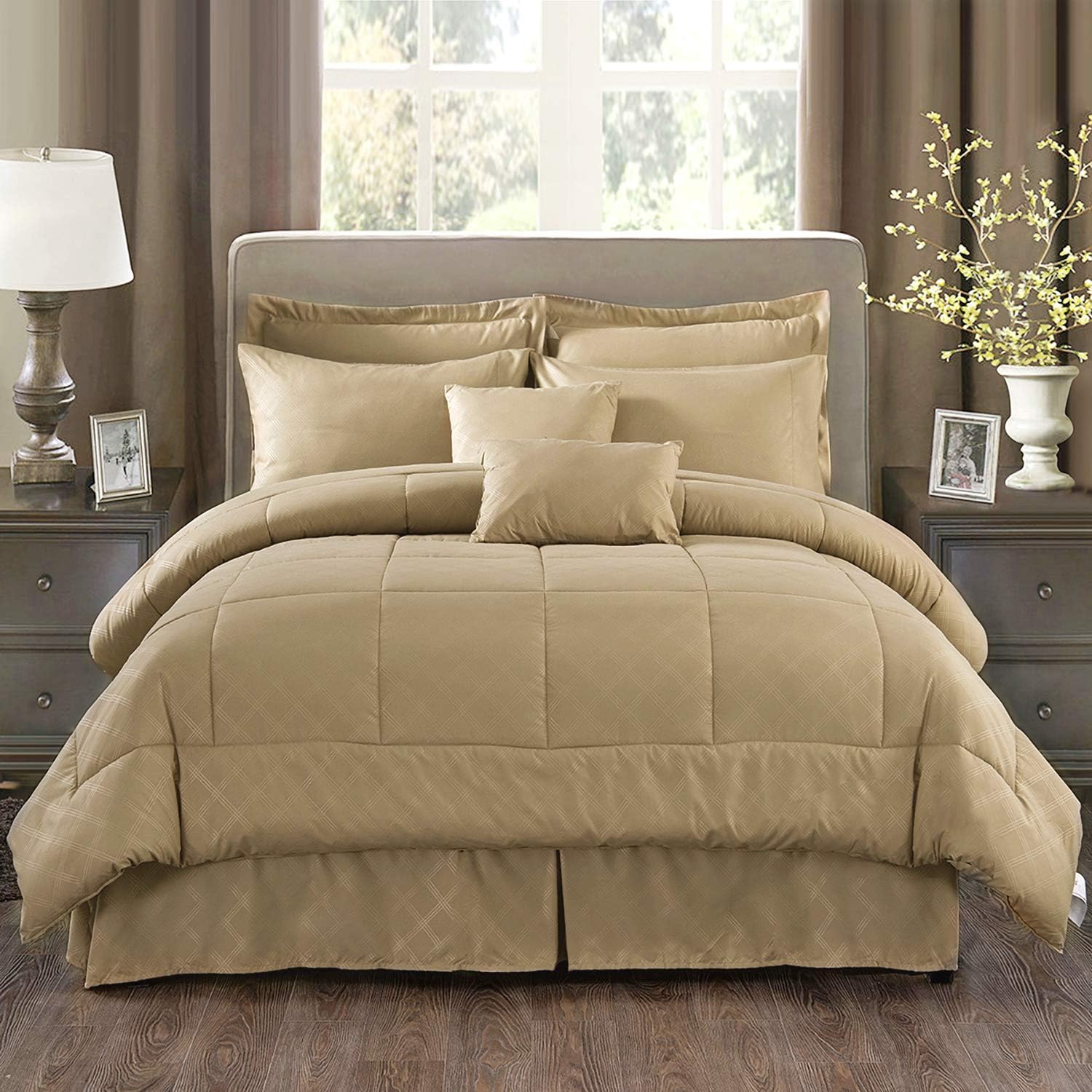 MERRY HOME 10 Piece Cal King Comforter Set BedinABag