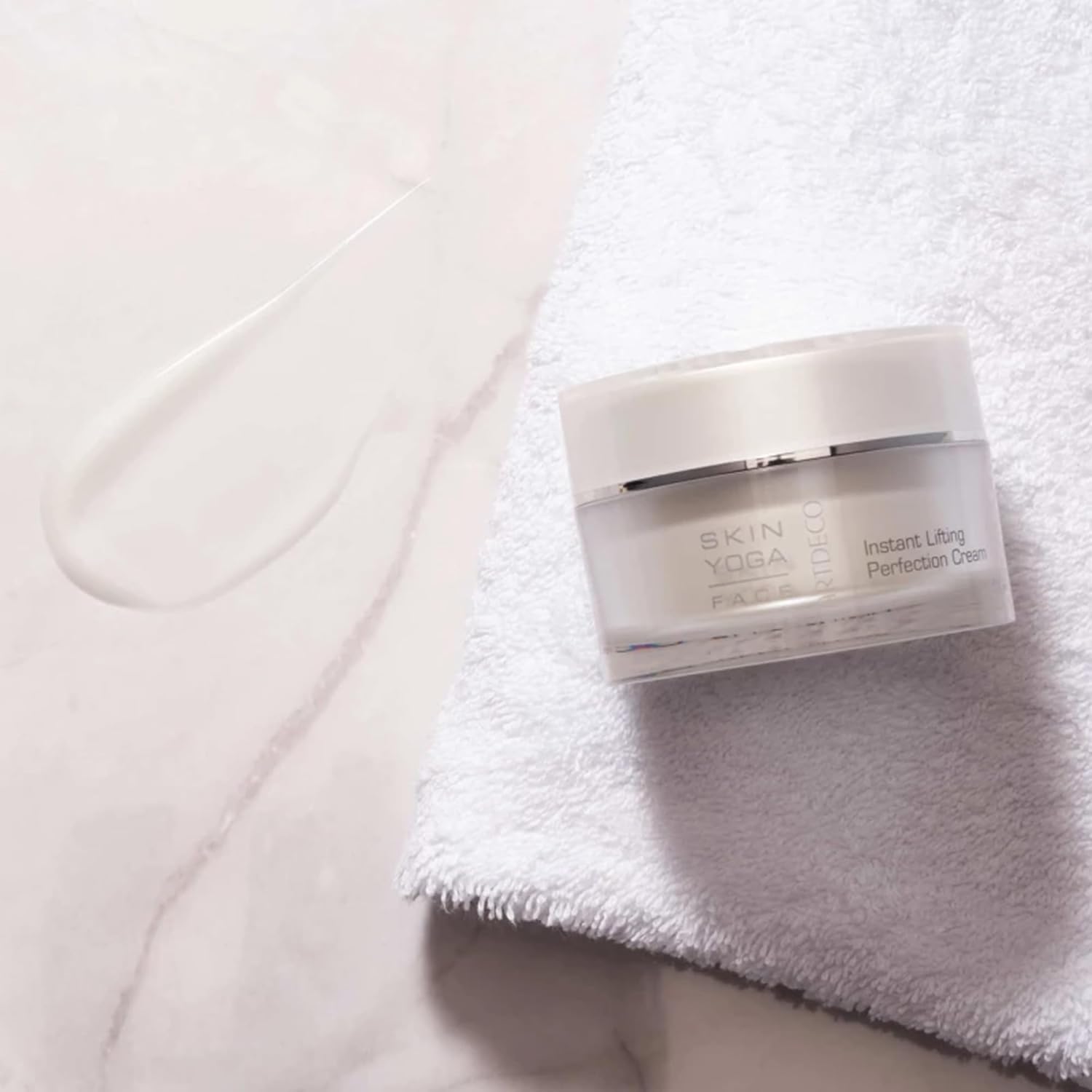 ARTDECO Instant Lifting Perfection Cream - Firming, Smoothing & Regenerating Anti-Aging Cream with Velvety-Smooth Texture - Hydrating - Hyaluronic Acid - Facial Skin Care Products - 1.75 Fl Oz - Image 6