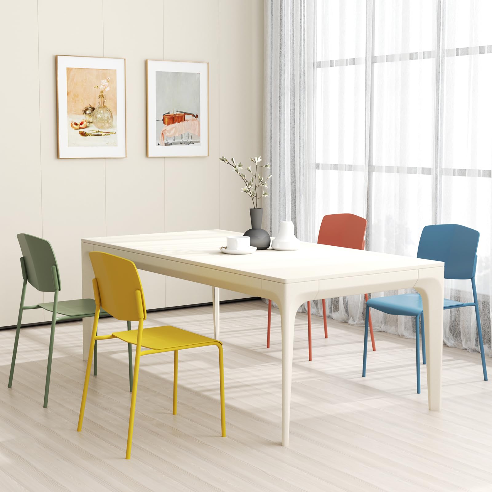 GIANTEX Juego de 4 Sillas de Comedor Apilables, Sillas de Cocina con Respaldo y Asiento Ancho de Polipropileno, Sillas con Patas de Metal, Carga hasta 160 kg, para Comedor, Cocina (Multicolor)