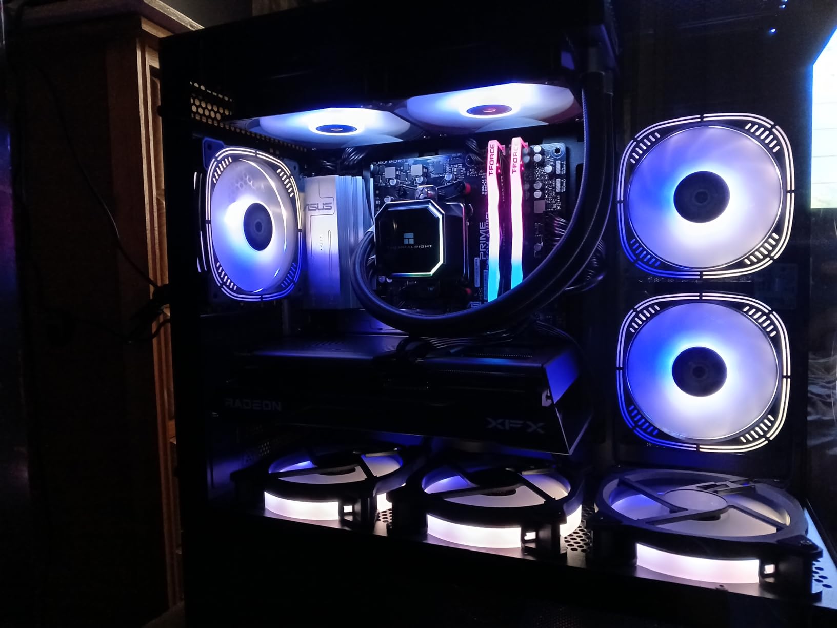 Cooler Master MWE Gold 850 V2 installed