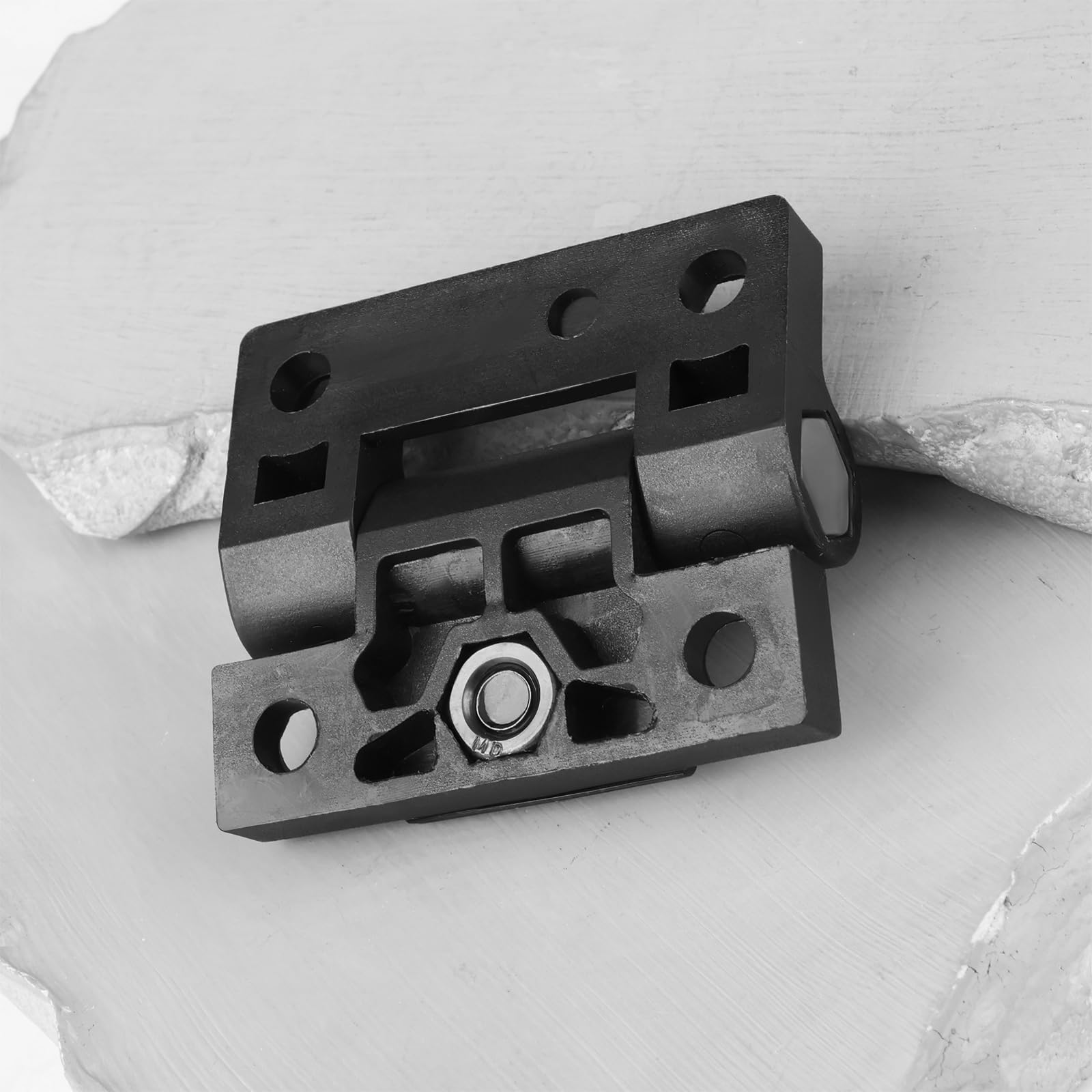The Lord of the Tools 4 Bisagras de Plástico Negro de 36 X 42 Mm con Par Ajustable para Puertas de Armarios Y Cajas de Almacenamiento de Madera.
