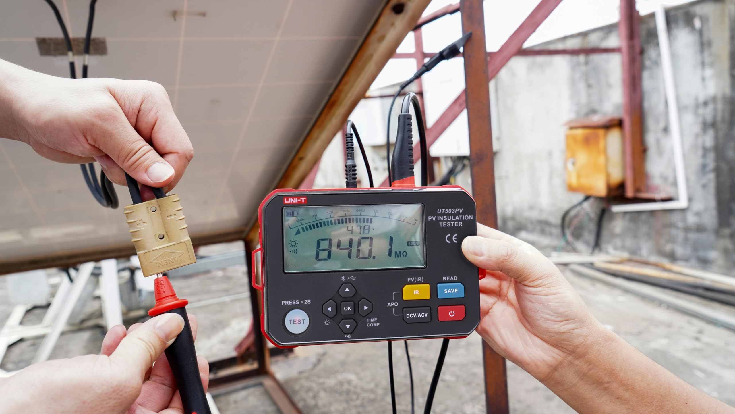 UNI-T Probador de resistencia de aislamiento fotovoltaico UT503PV