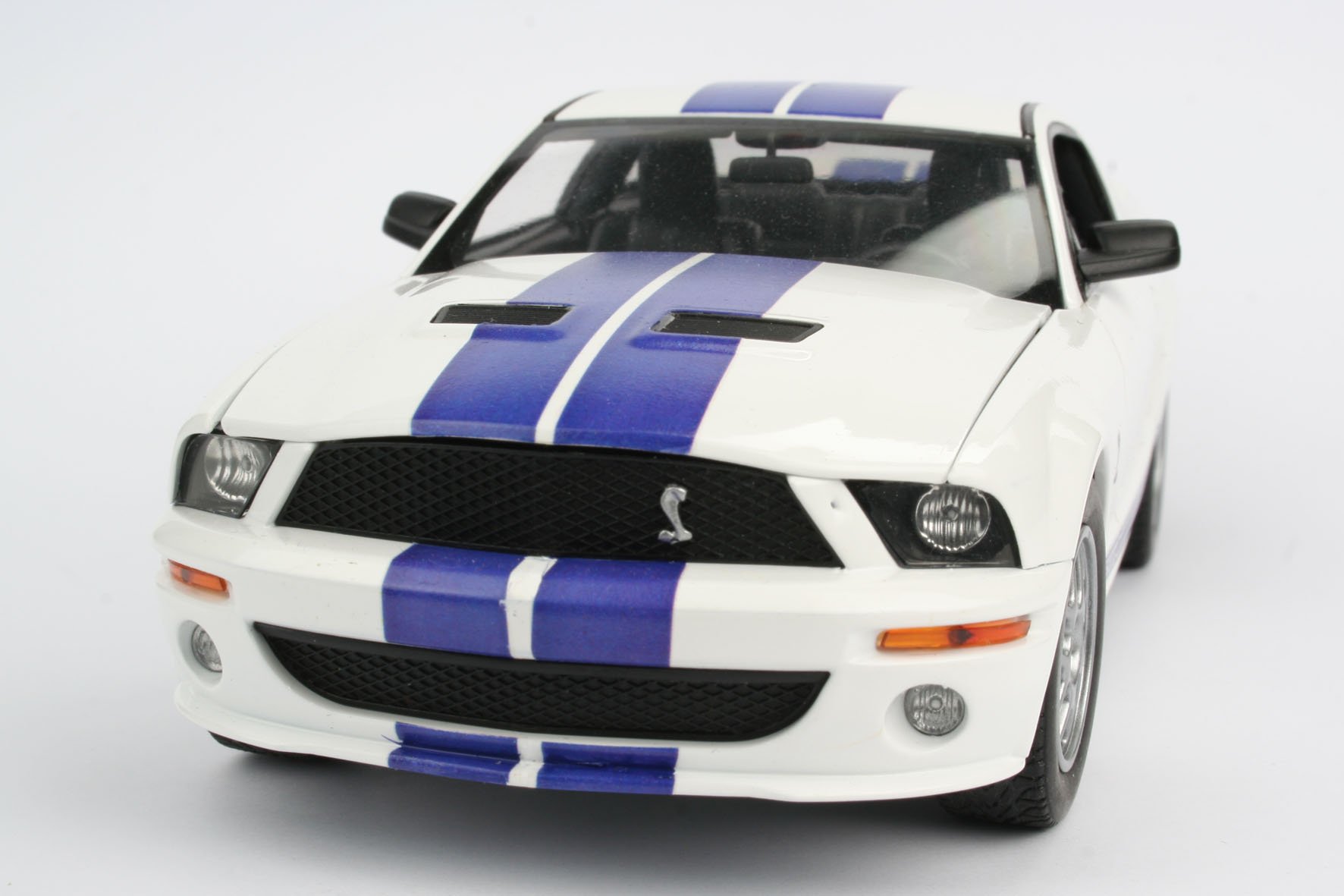 Amazon | ドイツレベル 1/25 シェルビー GT500 07243 プラモデル 