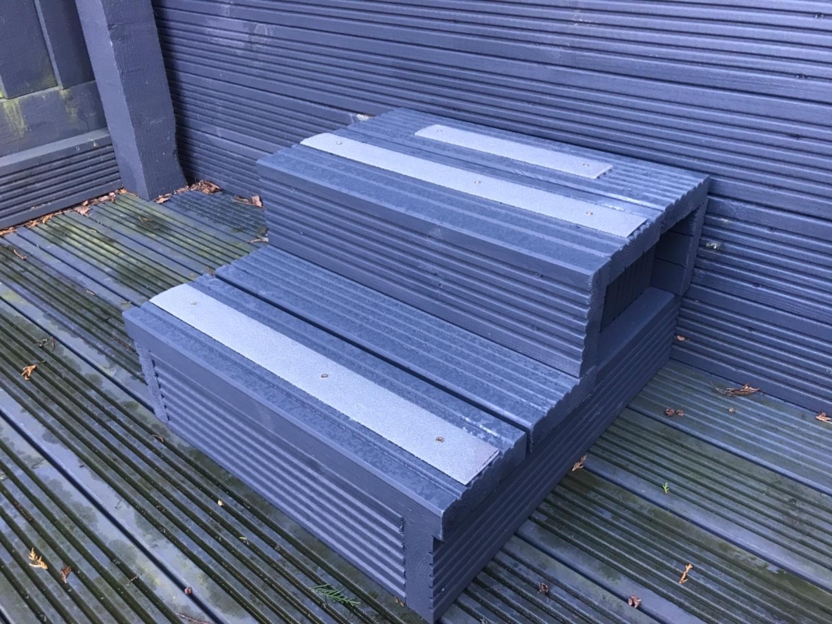 Tiras antideslizantes para terrazas, paquete de 20 peldaños de 600 mm, superficie antideslizante convexa de 50 mm, vida útil de más de 10 años, seguridad al aire libre para escalones de
