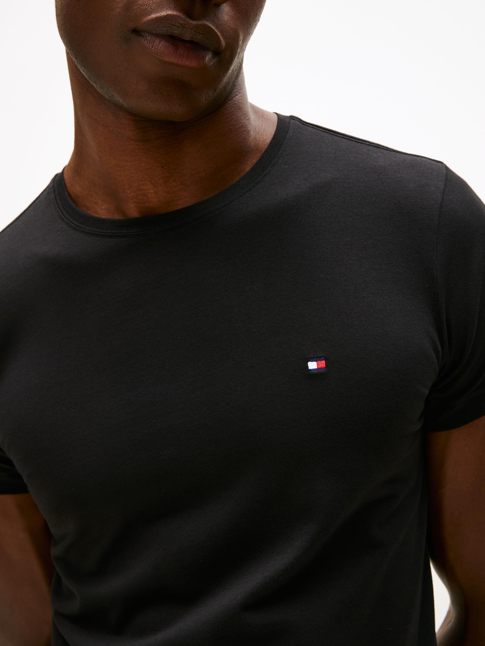 Tommy Hilfiger Men’s Short Sleeve Core Stretch Slim Fit T-Shirt, Black (Black), XL