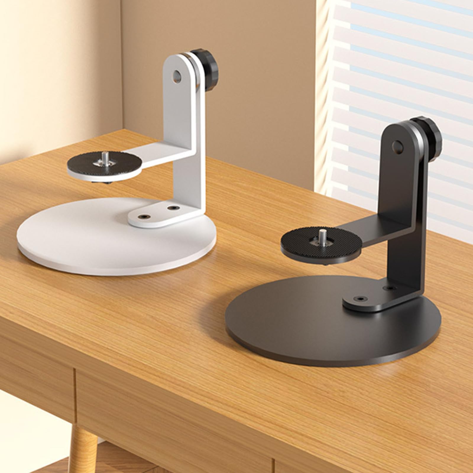 Supporto da scrivania per proiettore con capacità di carico di 5 kg e struttura in acciaio laminato a freddo per un supporto stabile a vite a pedale