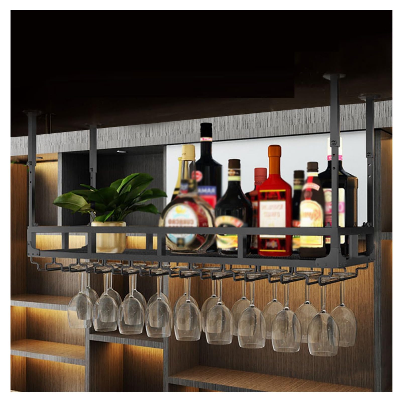 Gain de place bar cuisine avec ce porte-verres à vin suspendu au plafond en fer réglable
