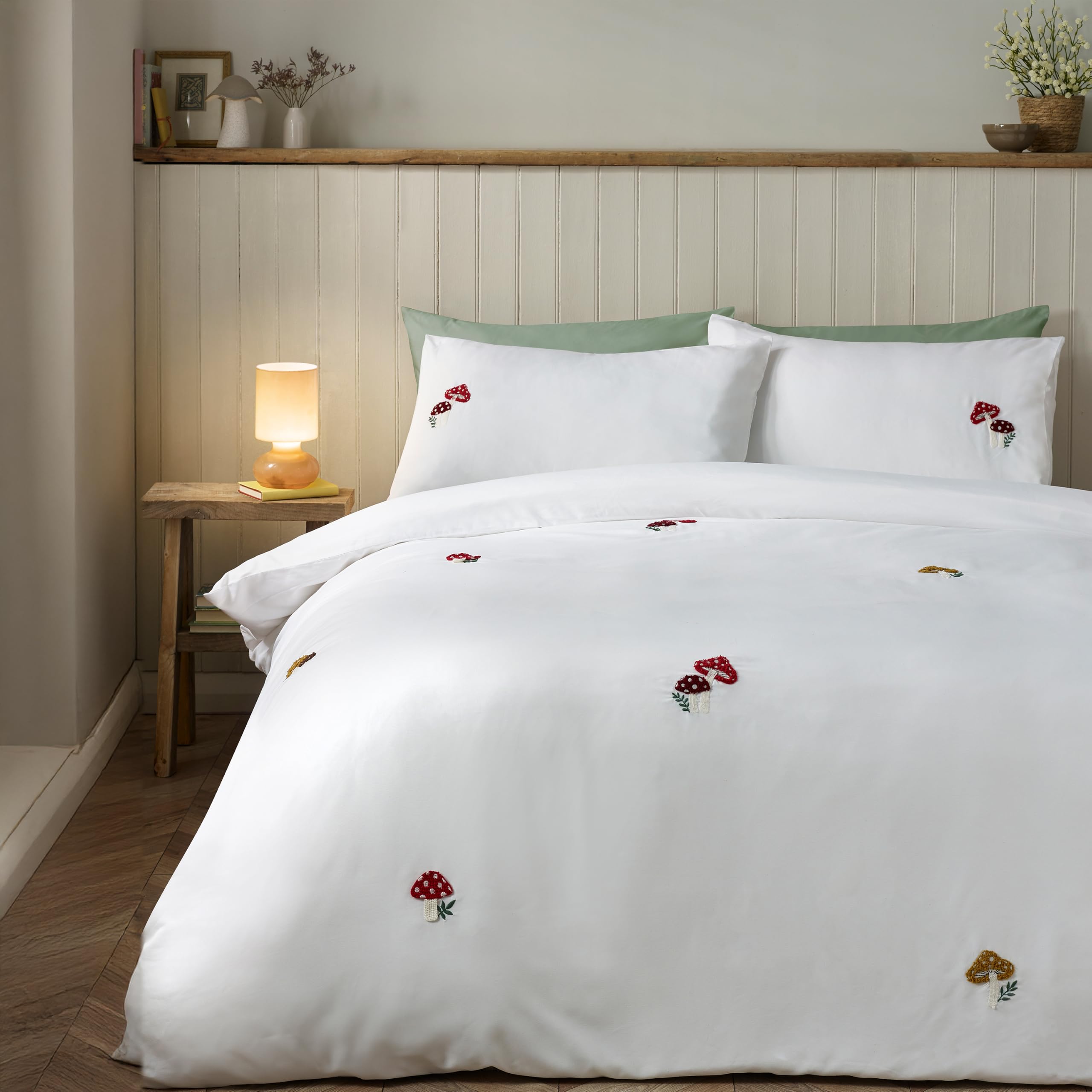 Catherine Lansfield Woodland Crochet Double Duvet Cover Set White