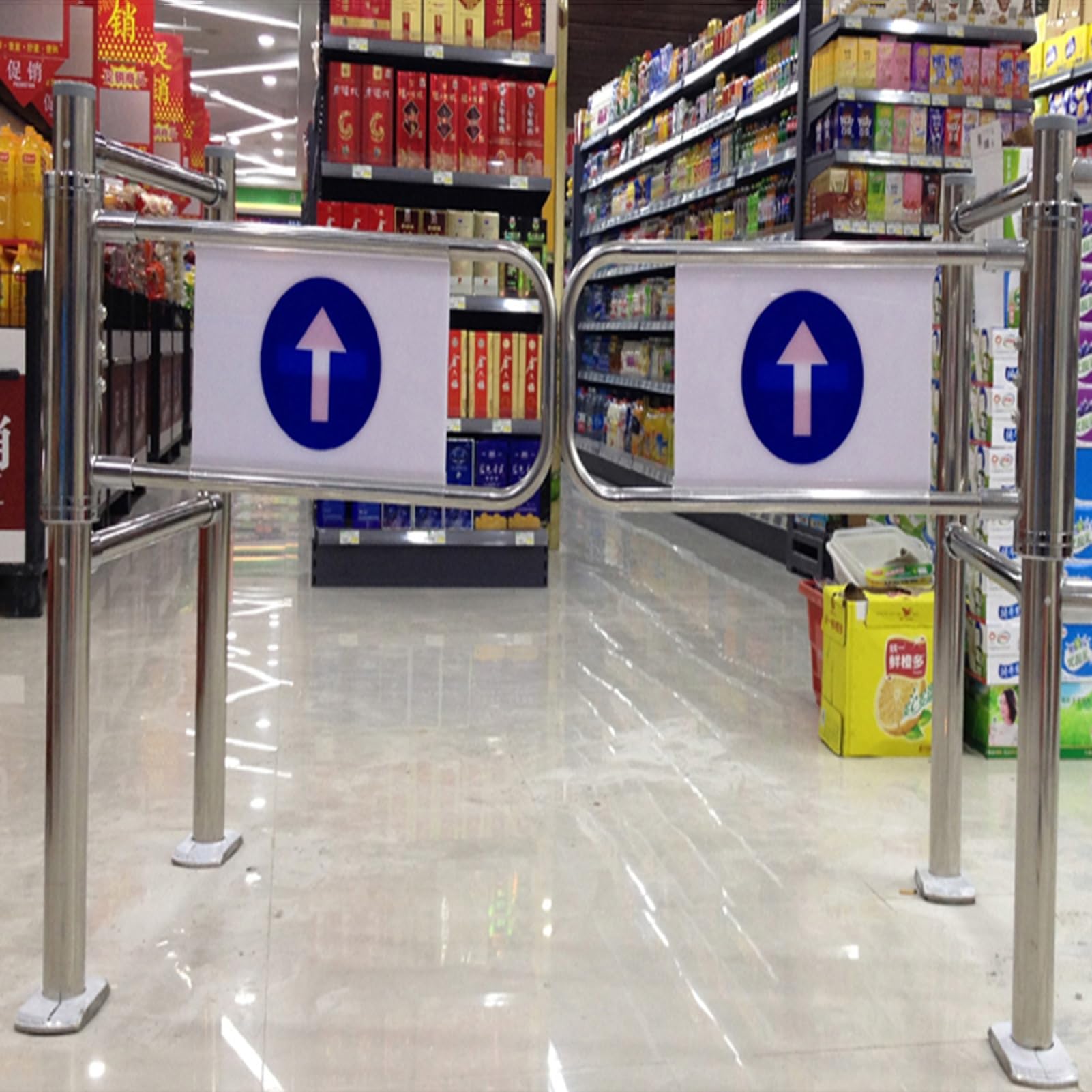 Cancello a battente universale in metallo, 90°, in acciaio, automatico, per mercati e magazzini, 110 x 100 cm