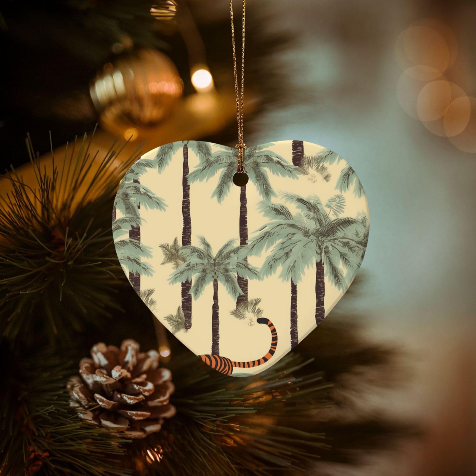 Christmas Tree Ornaments Ceramics Christmas Decorations Palm Trees and Tigers Ornaments with Gold Ribbon Porcelain Xmas Tree Crafts Heart Shape Hanging Pendant for Christmas Tree Party Decor