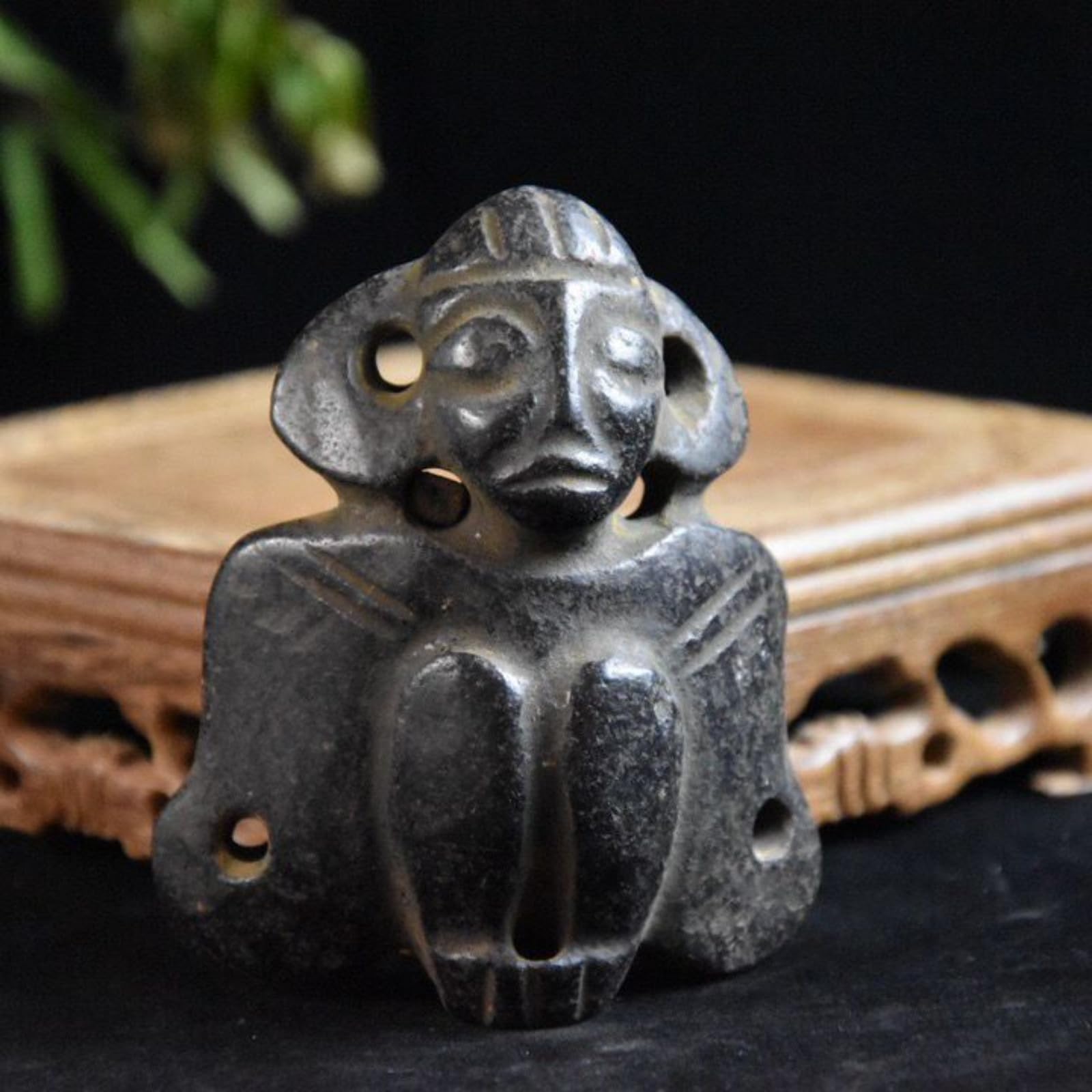 Collection Hongshan : météorite en fer sculptée à la main, une antiquité d'exception de 8 cm