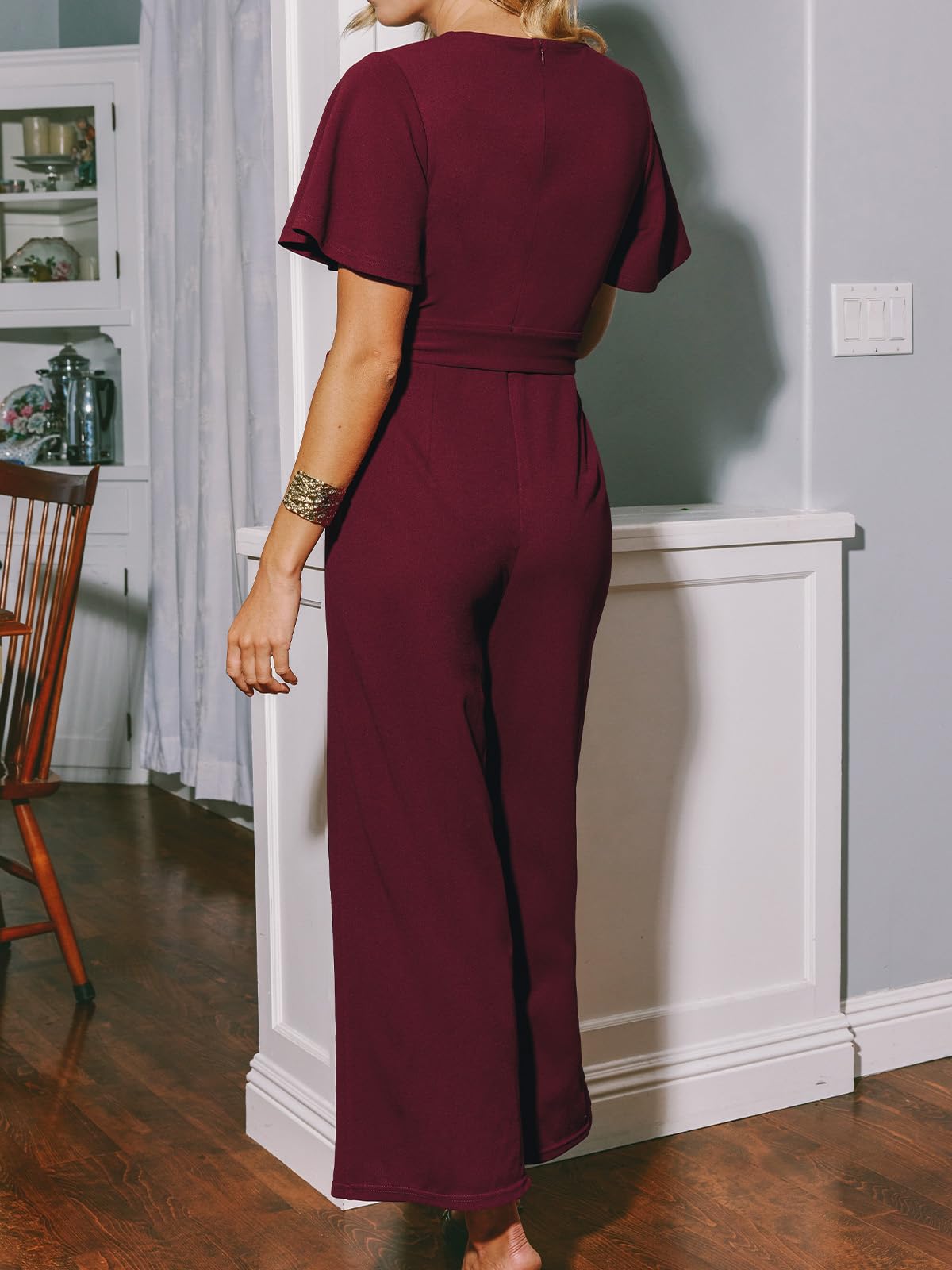 CUPSHE Damen Elegant Jumpsuit Wrap Kurzarm Weites Bein Overall mit Gürtel | Fließender Stoff, Taillierter Schnitt, Einfarbige Optik, Bodenlange Form, Locker Fallend, Alltag & Party Geeignet
