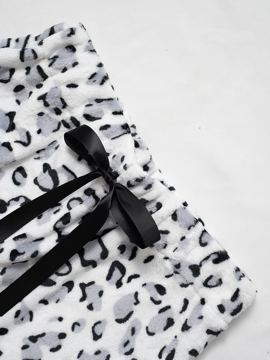 Women Leopard Print Fuzzy Pajama Pants Casual Cozy Drawstring Wide Leg Pants - Image 4