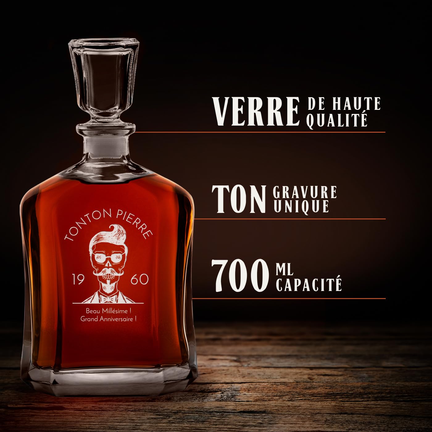 Maverton Ensemble de Carafe en verre Rhum Cognac Avec 6 verre a Whisky Gravés - Cadeau Personnalisé pour lui - Idee Cadeau Homme Anniversaire - 700 ml Service Universel Verre Whisky et Carafe - Oncle