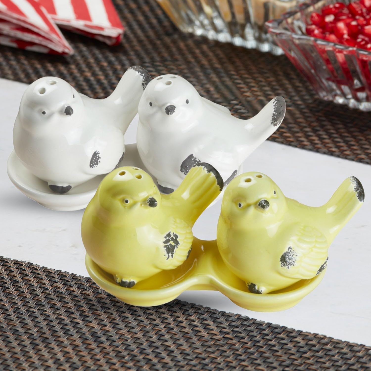 Kookee Ceramic Salt Pepper Set of 2 with Tray | White, Yellow (10663)