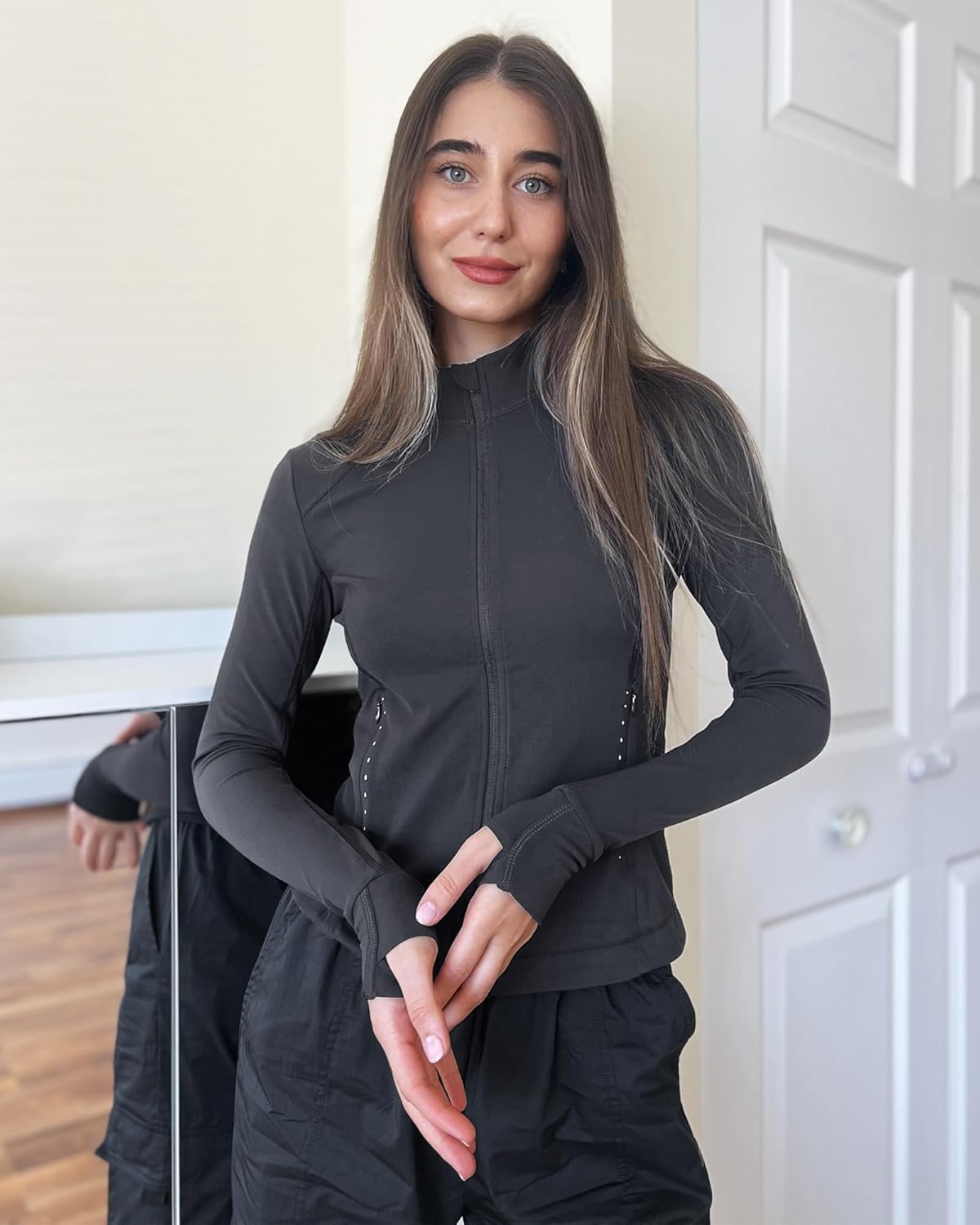 Stelle Women's Zip Up Jackets Lightweight Athletic Running Jacket Workout Slim Fit Yoga Track Clothes with Thumb Holes - Image 2