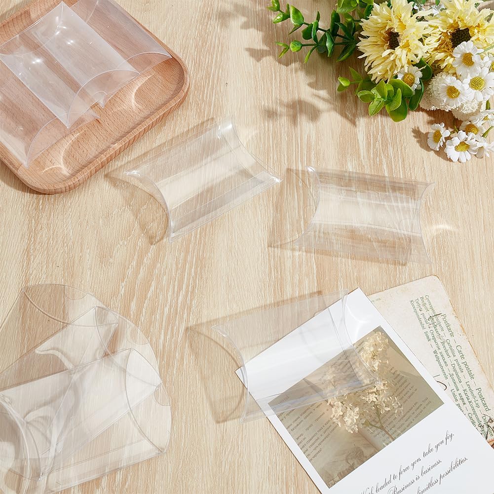 100 Pcs Clear Pillow Boxes, 3.54 x 2.52 x 0.98 Inch Mini Clear PVC Pillow Gift Boxes Transparent Candy Gift Box for Wedding Birthday Holiday Party Gift Packing Box