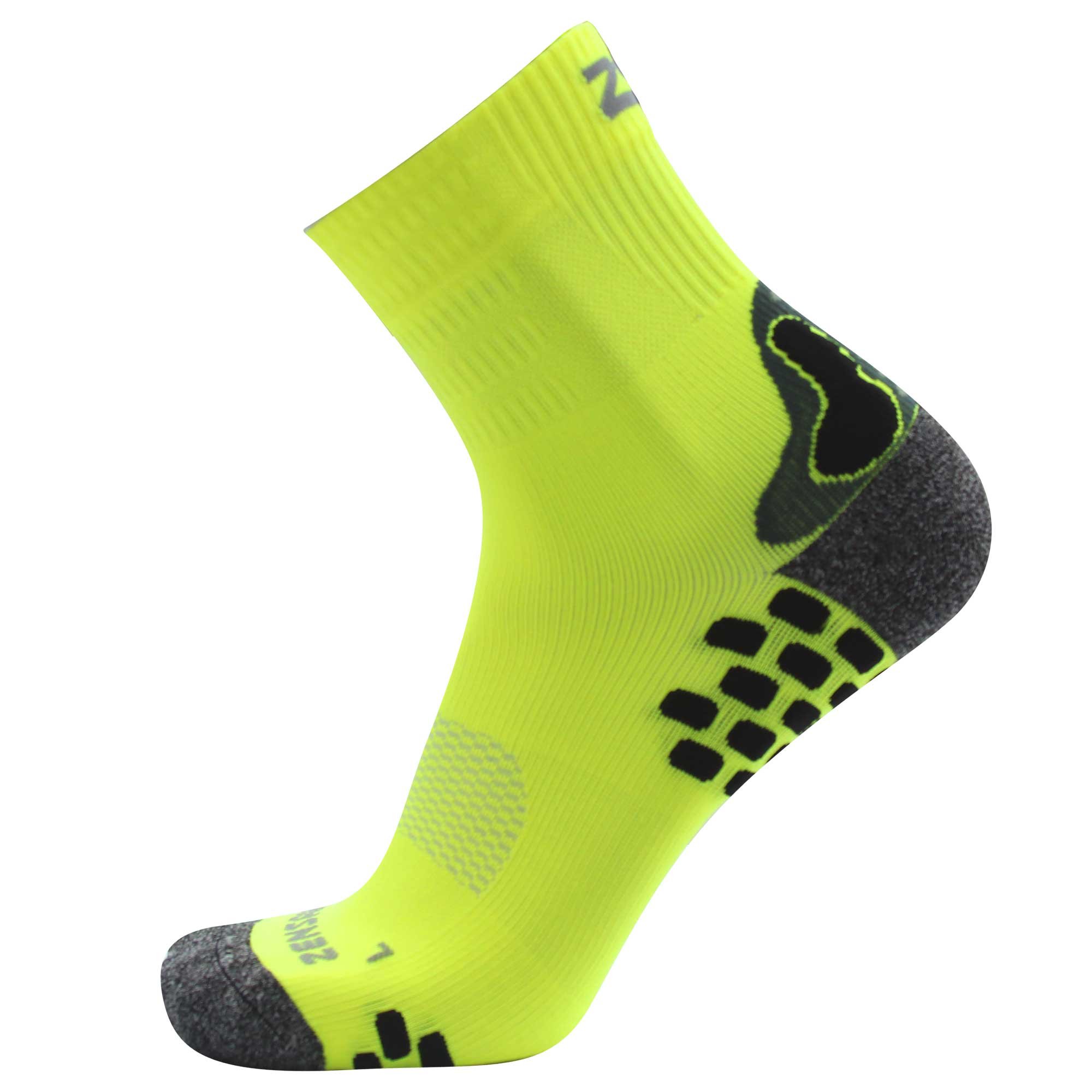 Zensah3D Dotted Running Socks - Moisture Wicking, Padded, Anti-Blister, Ankle Athletic Sock for Men and Women