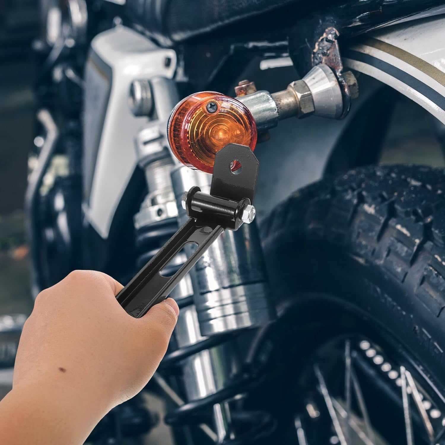 Solo Seat Spring Bracket Motorcycle Mount Kit Compatible with Harley Bobber Chopper Vintage Style Seat Support for Custom Bikes