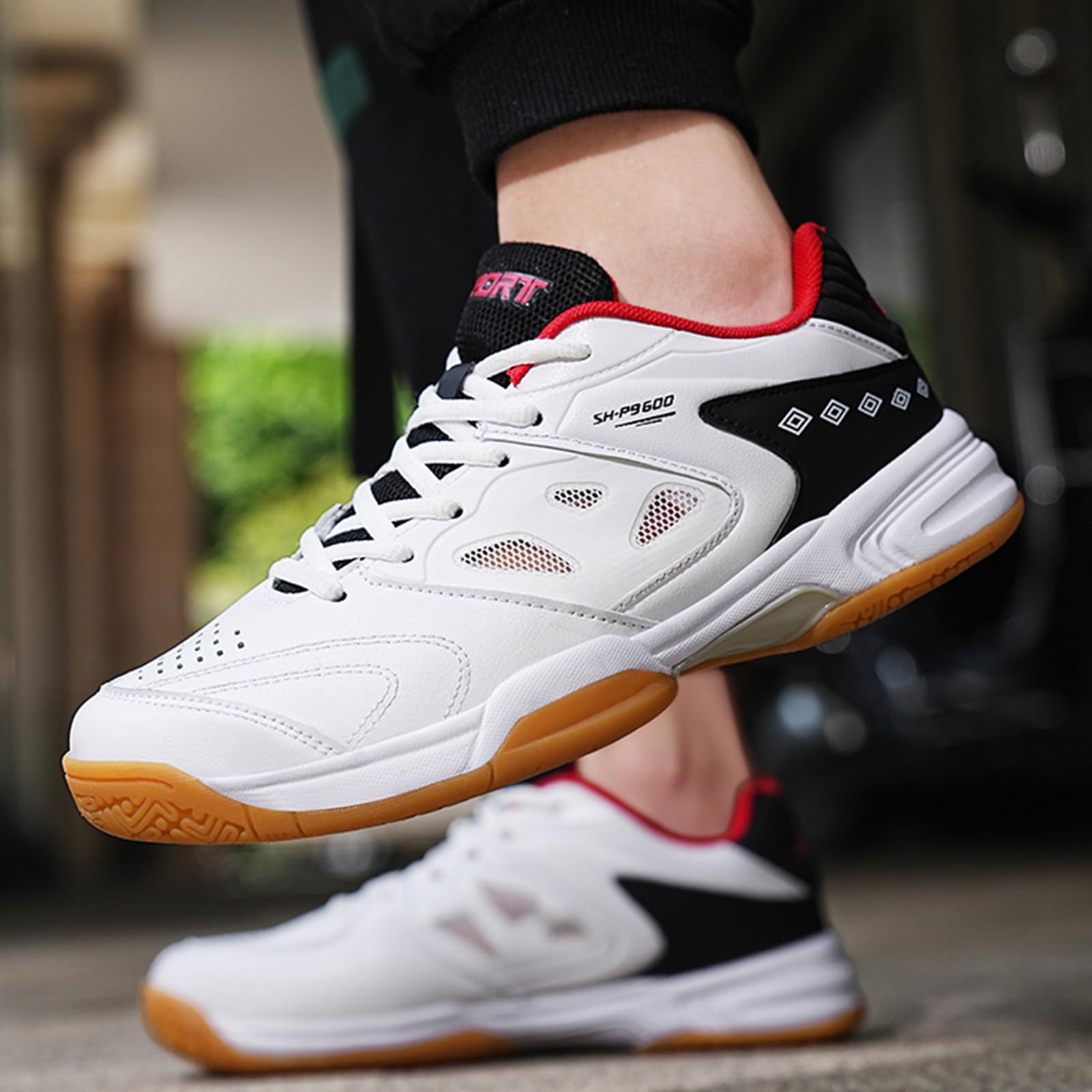 Chaussures de course Leichtkraft - Tennis de table/badminton semelle profilée caoutchouc