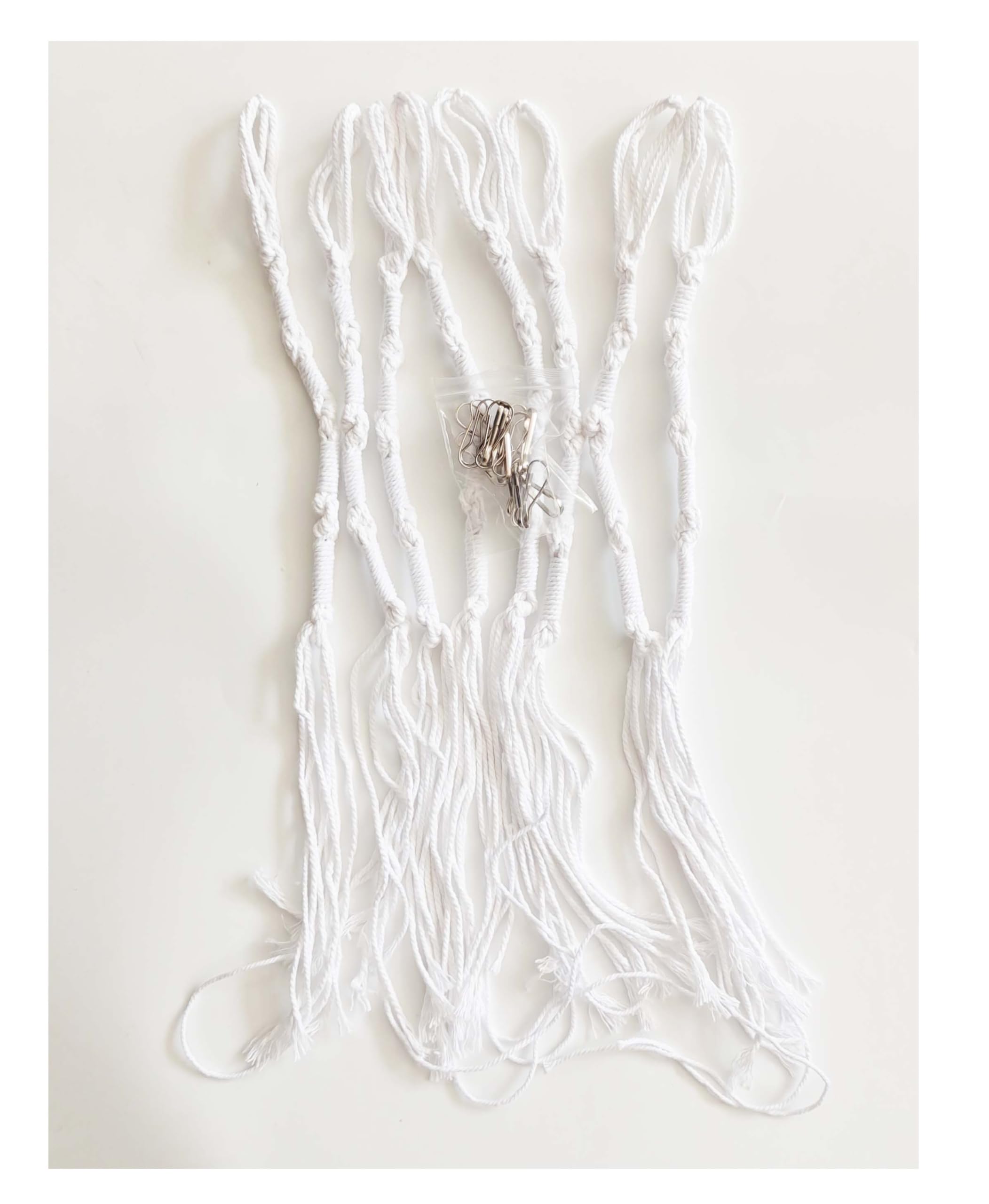 Cyprinus Carpio Jewish Traditional Tzitzits Strings Set for Pants/Jeans Tzitzits Fringes Prayer Shawl Accessories Blue and White Home Decor Tassels with Hanging Hooks for Hebrew men or women