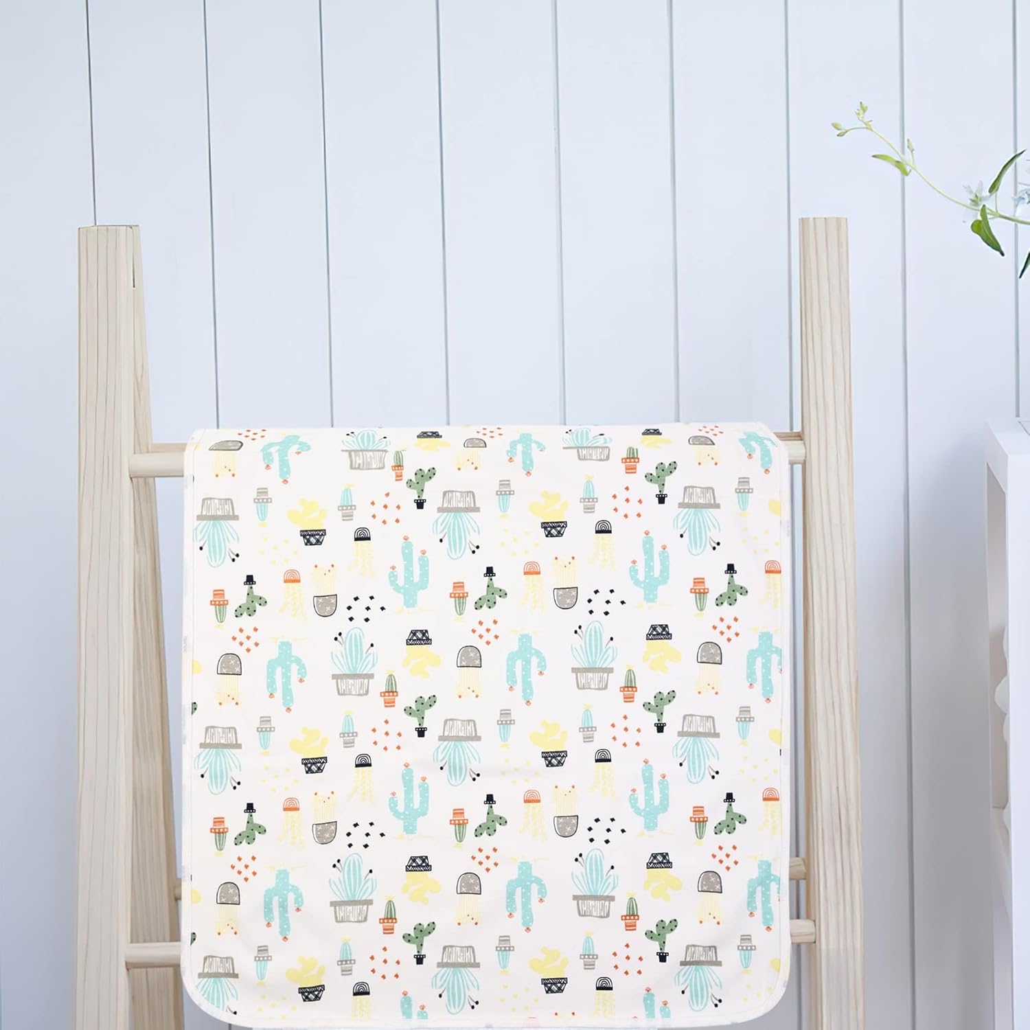 Baby Portable Changing Pad Changing Table Pads Diaper Changing mat Liners 1 Large Size 37.5x27.5 Inch and 2 Medium Size 27.5X22 inch Reusable Washable Waterproof Changing Pads for Baby 3 Pack