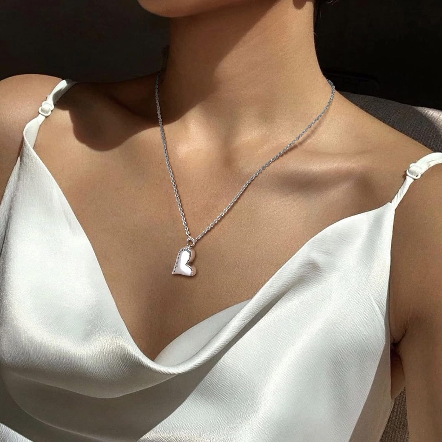 VNOX Heart Urn Necklace for Ashes - Memorial Cremation Jewelry for Ashes,Forever in My Heart Urn Locket for Ashes Stainless Steel Urns Pendant Keepsake Jewelry - Image 3