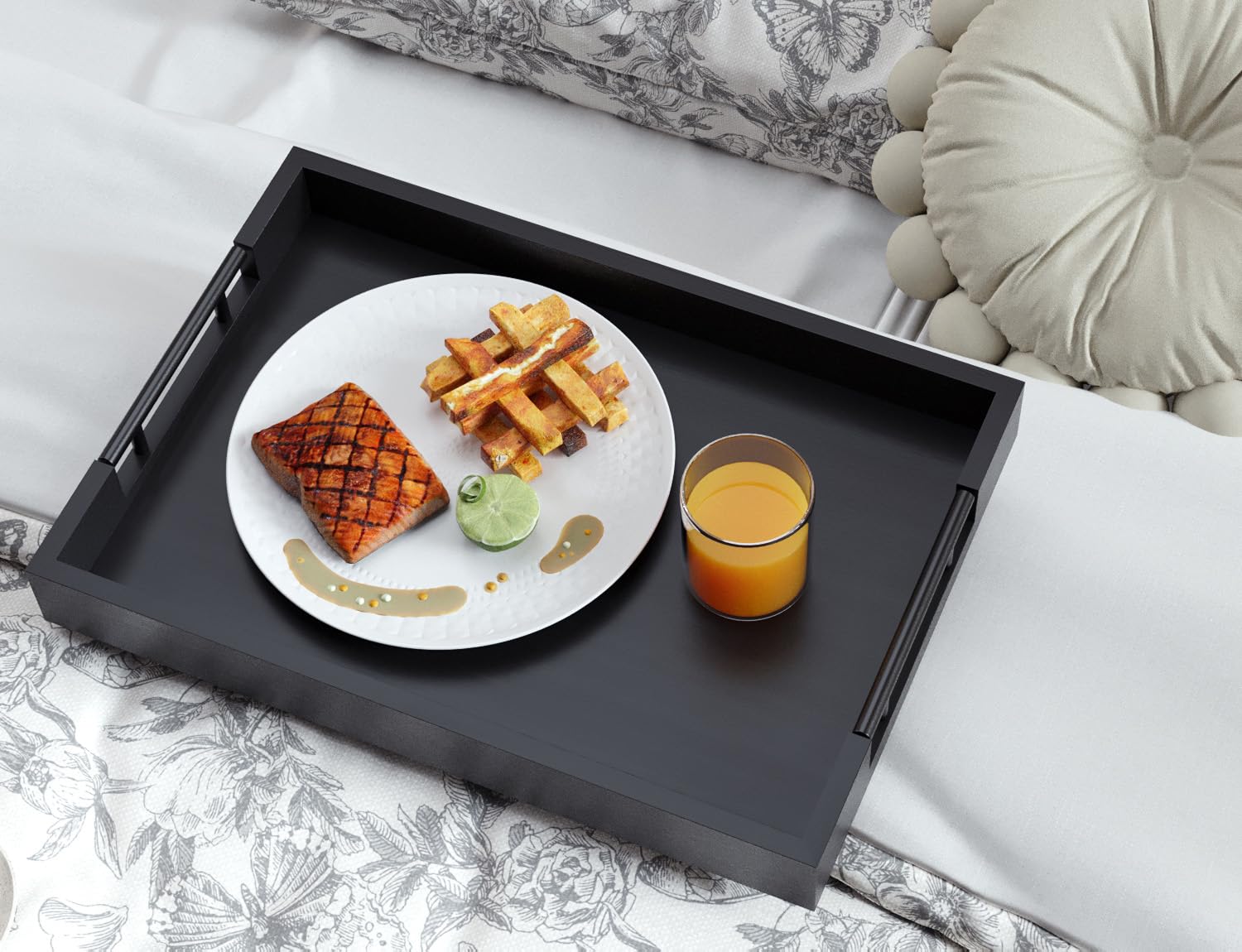 Bandeja de bambú para servir con asas de metal, bandeja decorativa otomana de 17 x 12 pulgadas para mesa de café, sala de estar, bar, fiesta, grande (color negro)