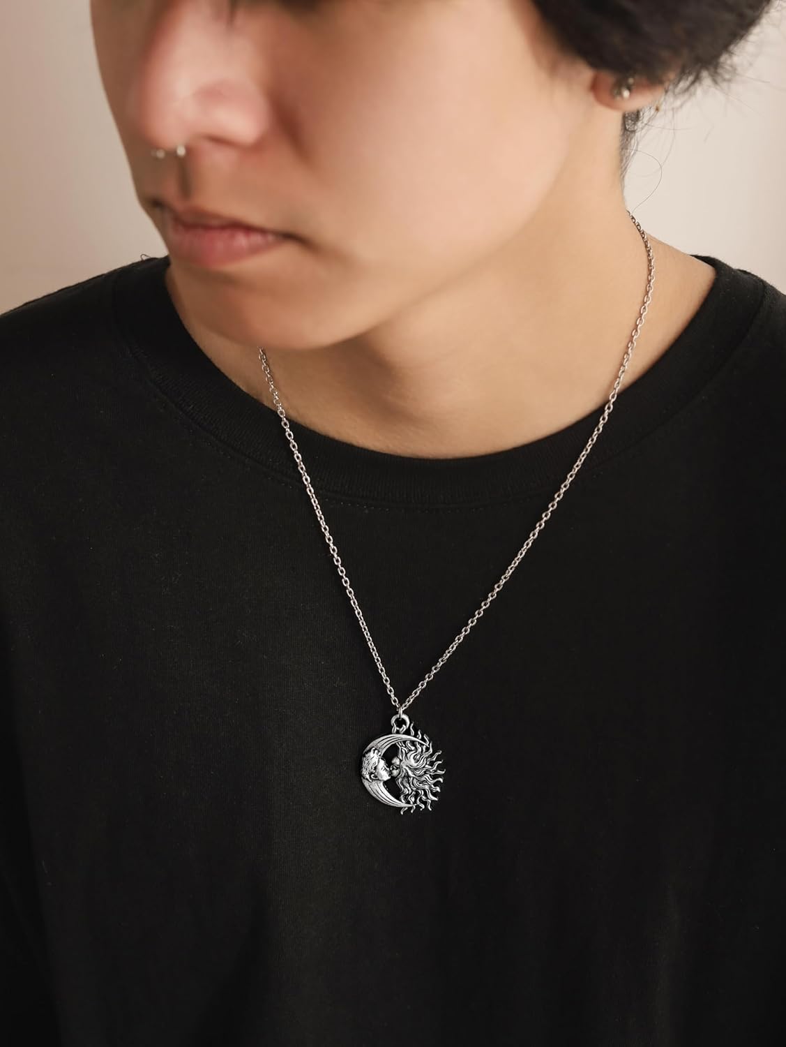 HAQUIL Vintage Sun Moon Pendant Necklace, Pendant Necklace Simple Necklaces Everyday Jewelry for Women - Image 4