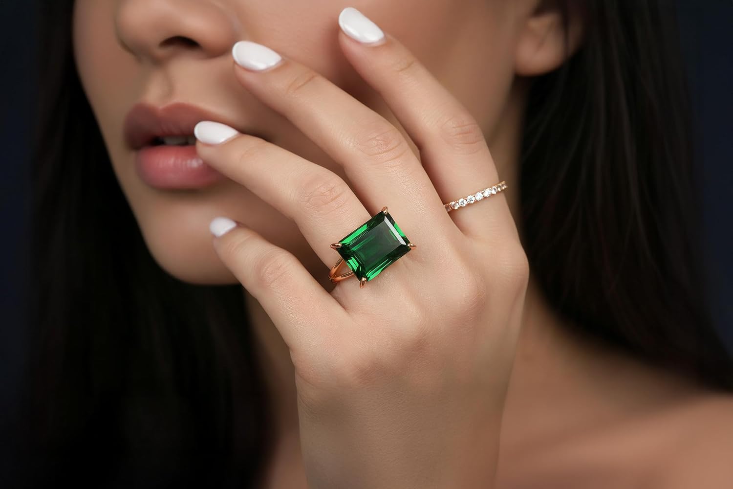 Big Emerald Ring in 925 Silver - Fashion Sterling Rings for Women - Statement Rings, Handmade Rings, May Birthstone Ring - For Birthday, Mothers Day, Wedding, Anniversary