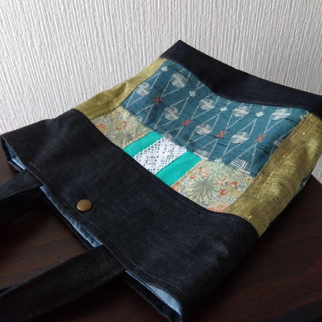 着物リメイク　デニムポケット付きウール地のパッチワークトートバック 着物リメイク デニムポケット付きウール地のパッチワークトート