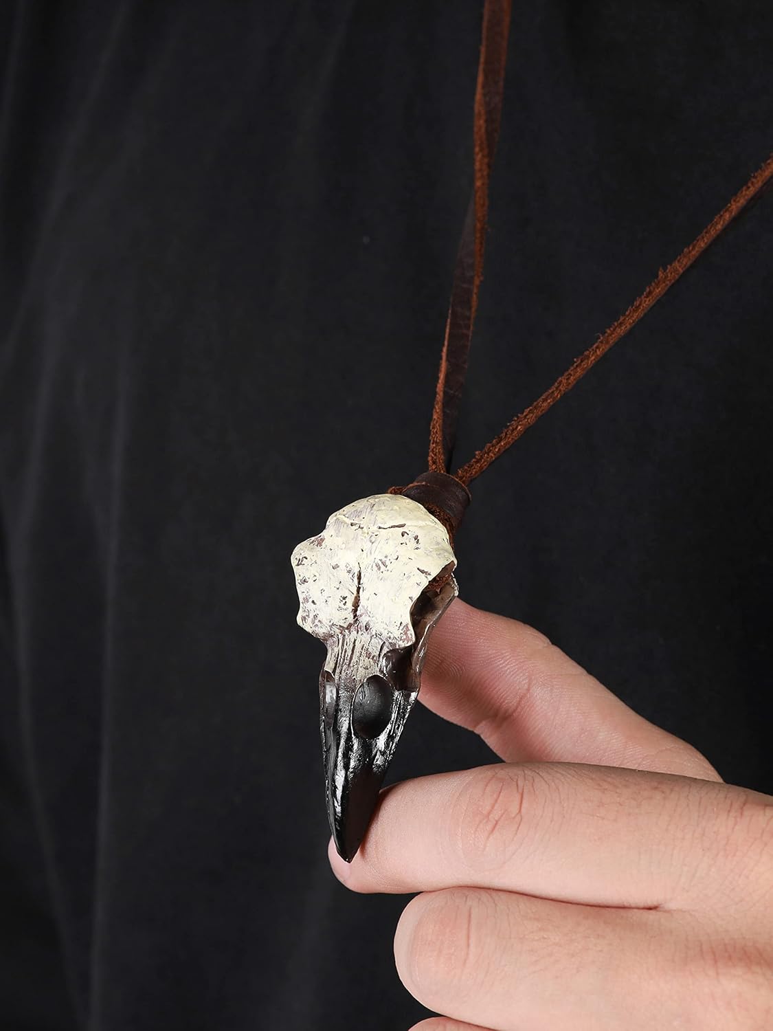 HAQUIL Raven Skull Necklace, Viking Gothic Witchy Bone Resin Raven Bird Skull Replica Pendant, Adjustable Leather Cord, Gothic Jewelry Gift - Image 5